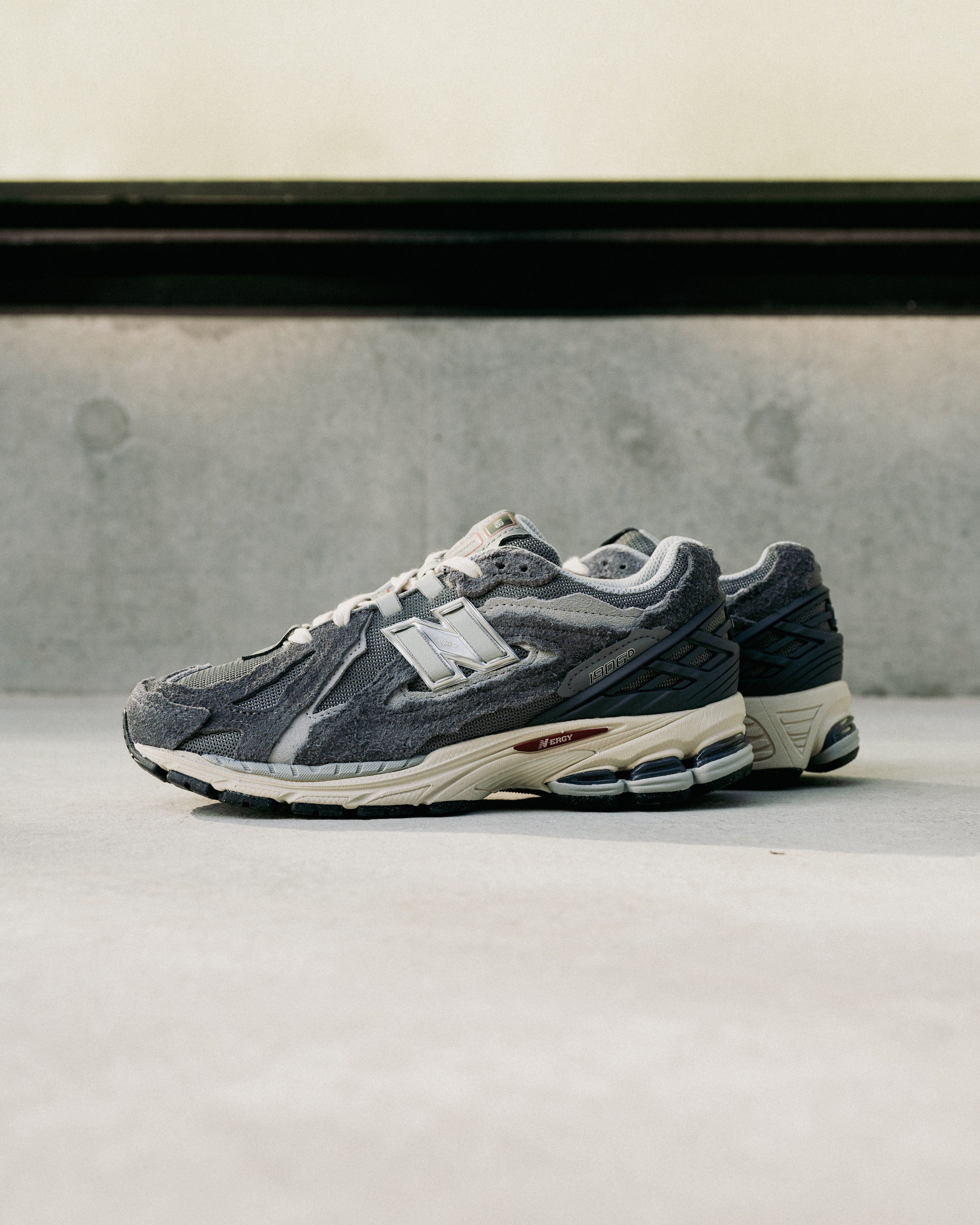 New Balance Protection Pack M1906DA