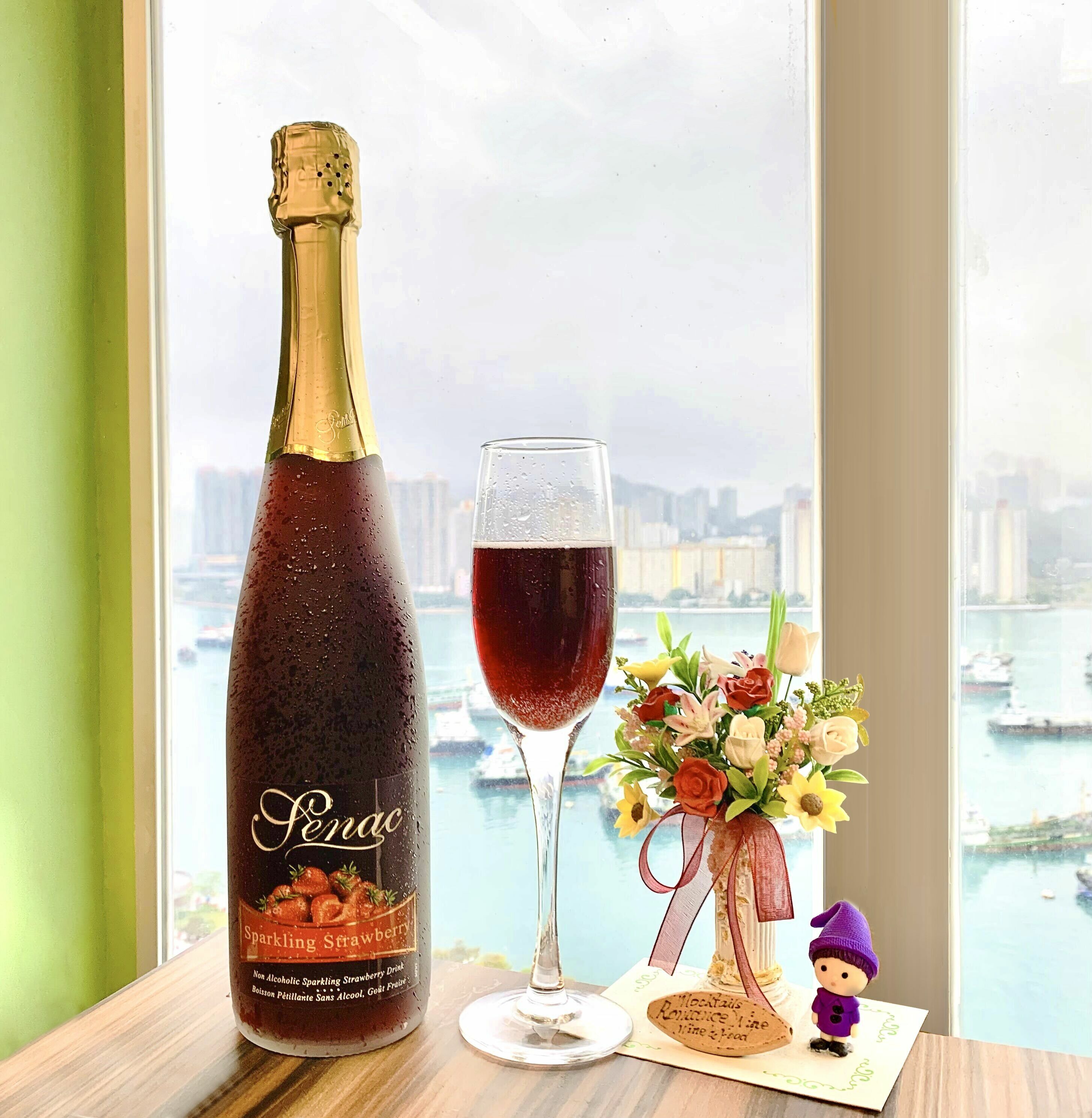 Non Alcoholic Sparkling Strawberry Juice Senac Non-Alcoholic