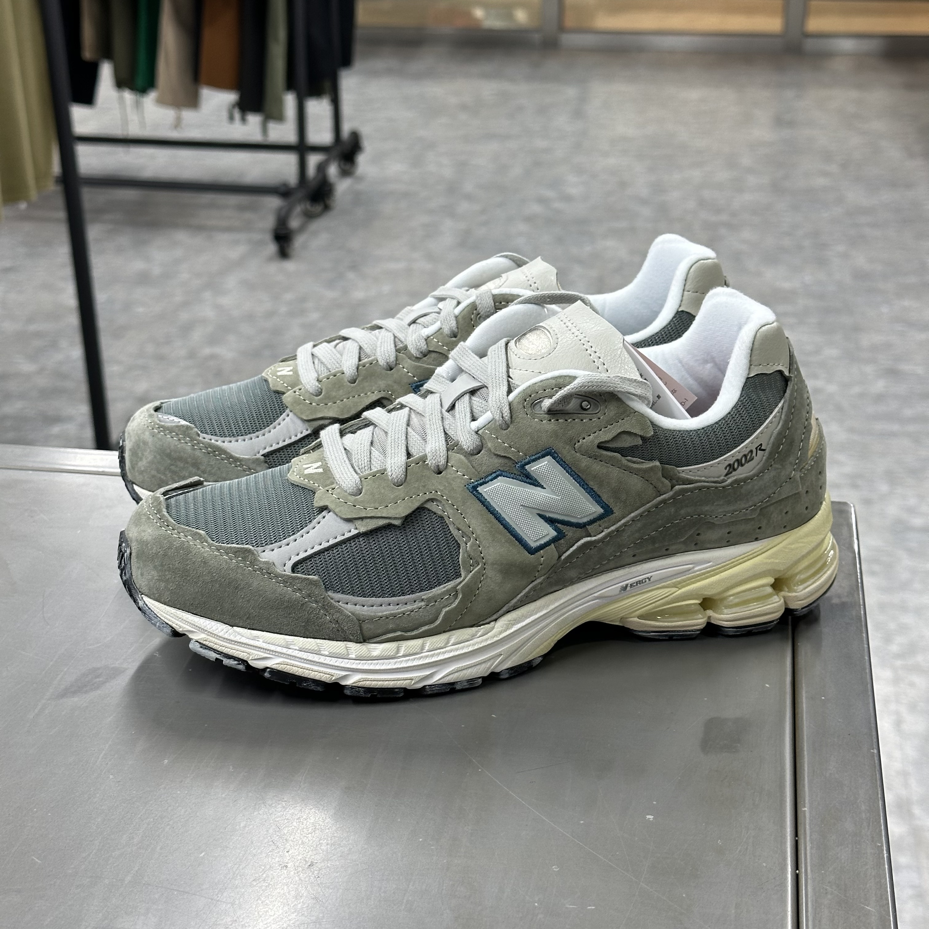 New Balance Protection Pack M2002RDD