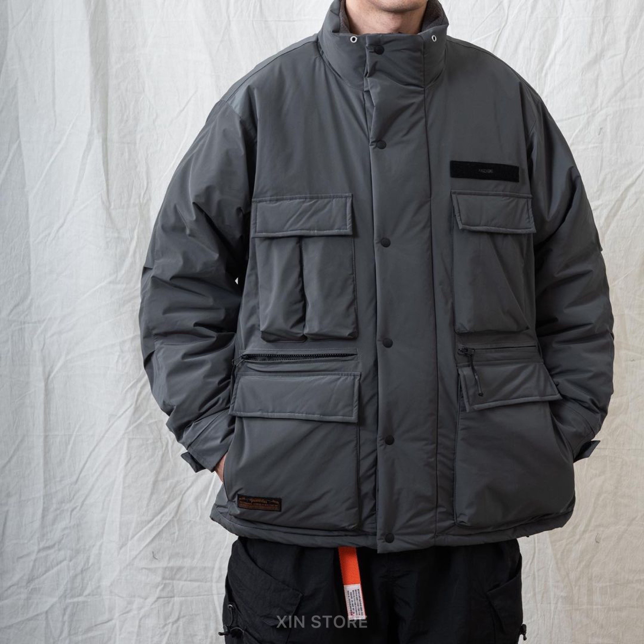 Persevere Multi-Pocket Padded Jacket 鋪棉多口袋保暖外套