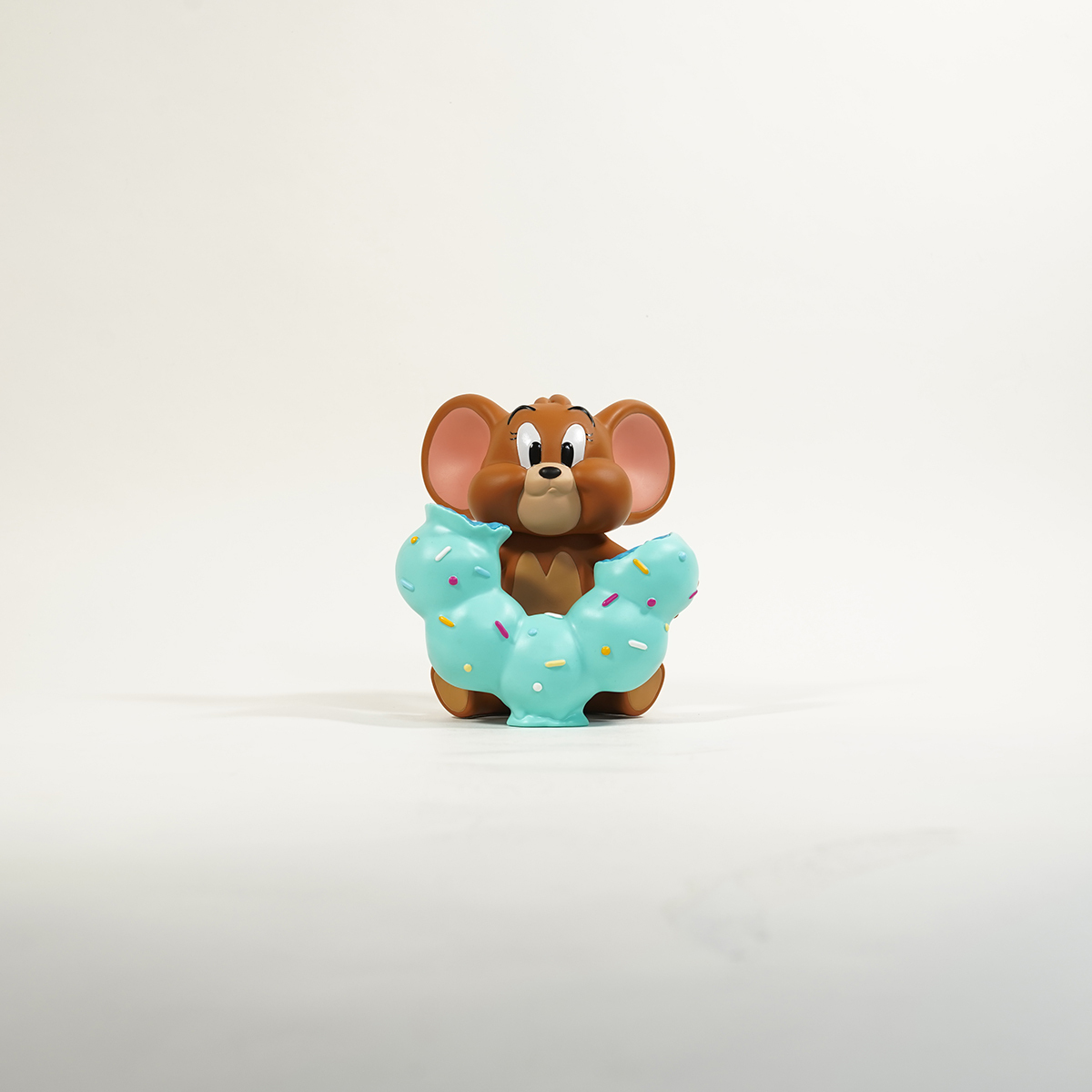 Tom and Jerry Donut Lover Figure (Sweet Mint Flavor)