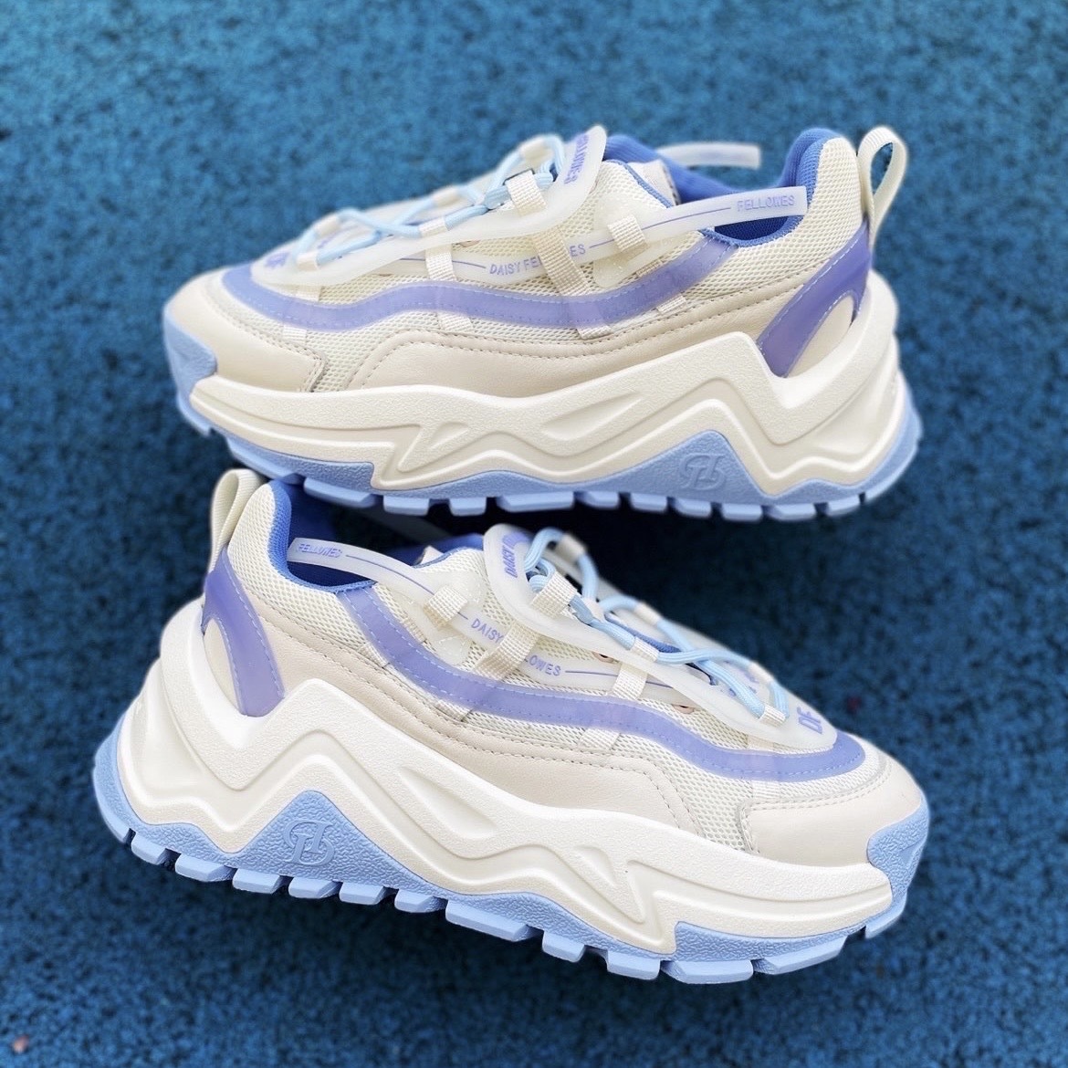 Daisy Fellows 黛西法羅 魔鬼一號 藍天白雲 H2293-11