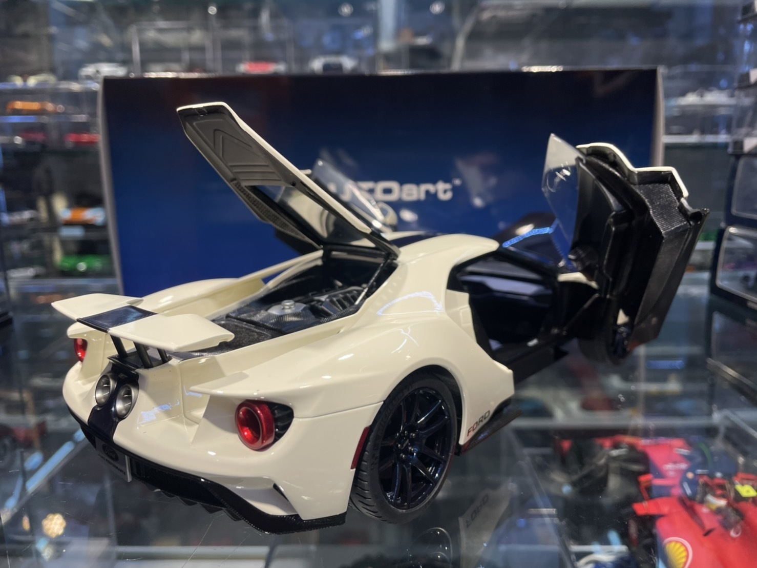 AutoArt 72926 Ford GT 2022 '64 Prototype Heritage 1/18