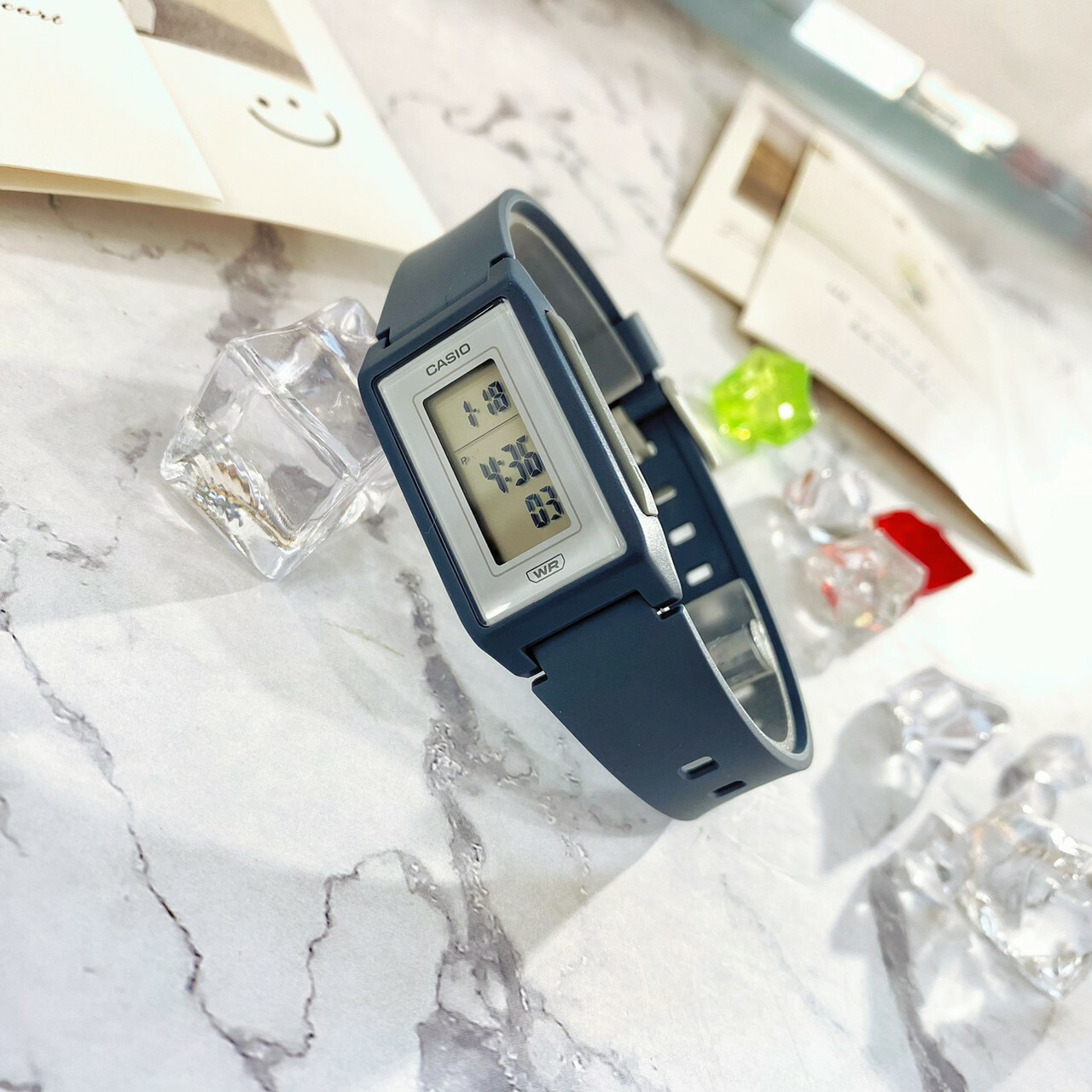 【CASIO 卡西歐】霧面長型電子錶 LF-10WH-2D (靛藍) /LF-10WH-3D(果綠)/ LF-10WH-4D(粉)/ LF-10WH-8D (奶白)  /LF-10WH-1D(黑) 現代鐘錶