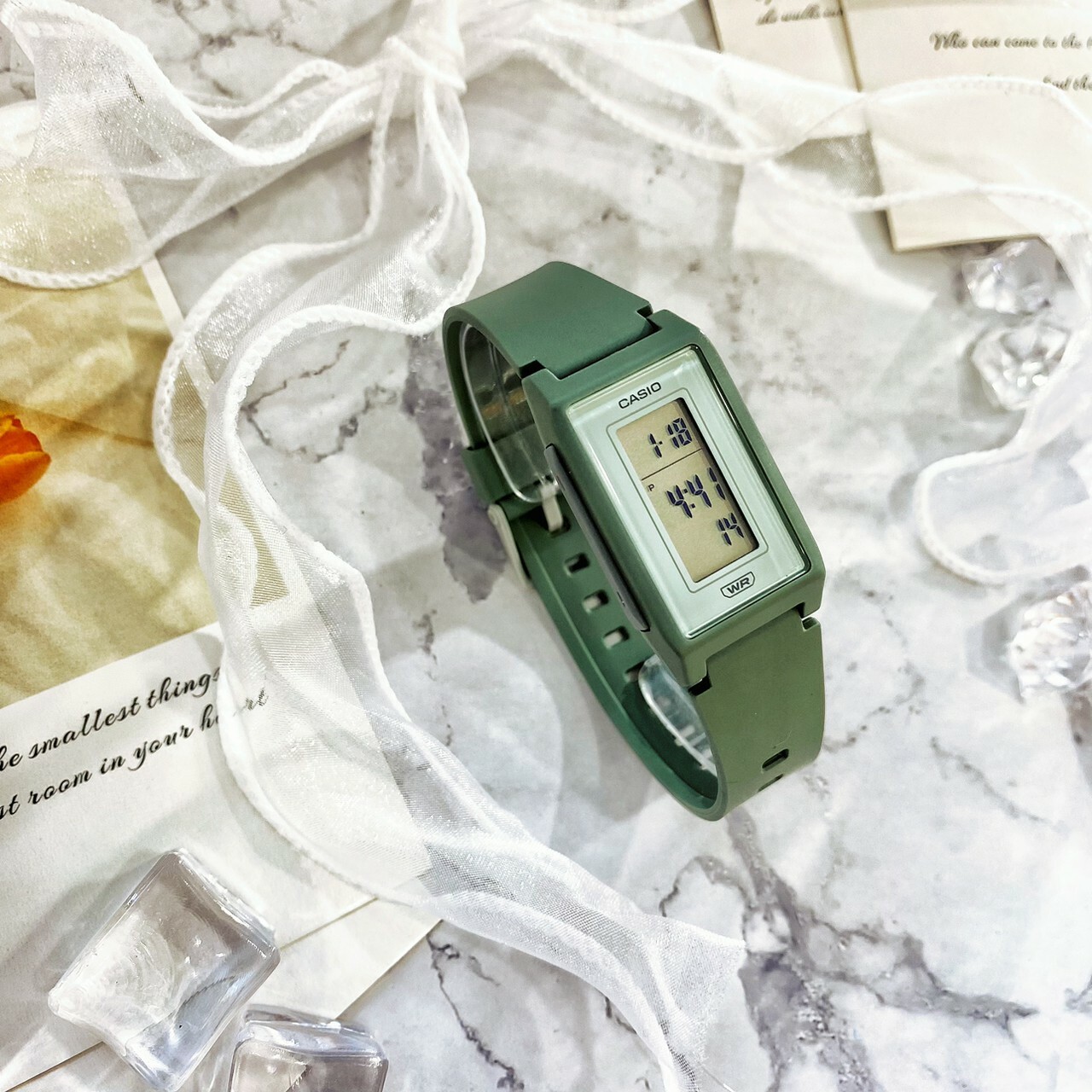 【CASIO 卡西歐】霧面長型電子錶 LF-10WH-3D(果綠)/ LF-10WH-4D(粉)/ LF-10WH-8D (奶白)  /LF-10WH-1D(黑) /LF-10WH-2D (靛藍) 現代鐘錶