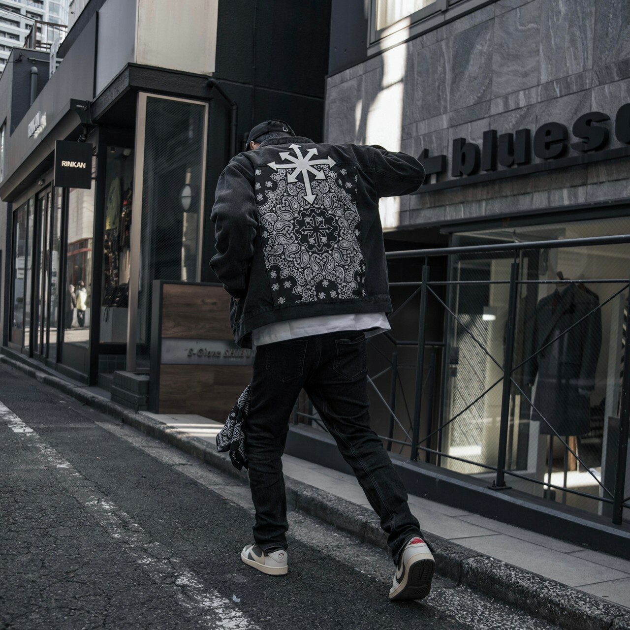 Predator 03 八箭Logo 變形蟲 腰果花 水洗黑牛仔外套 Denim Jacket