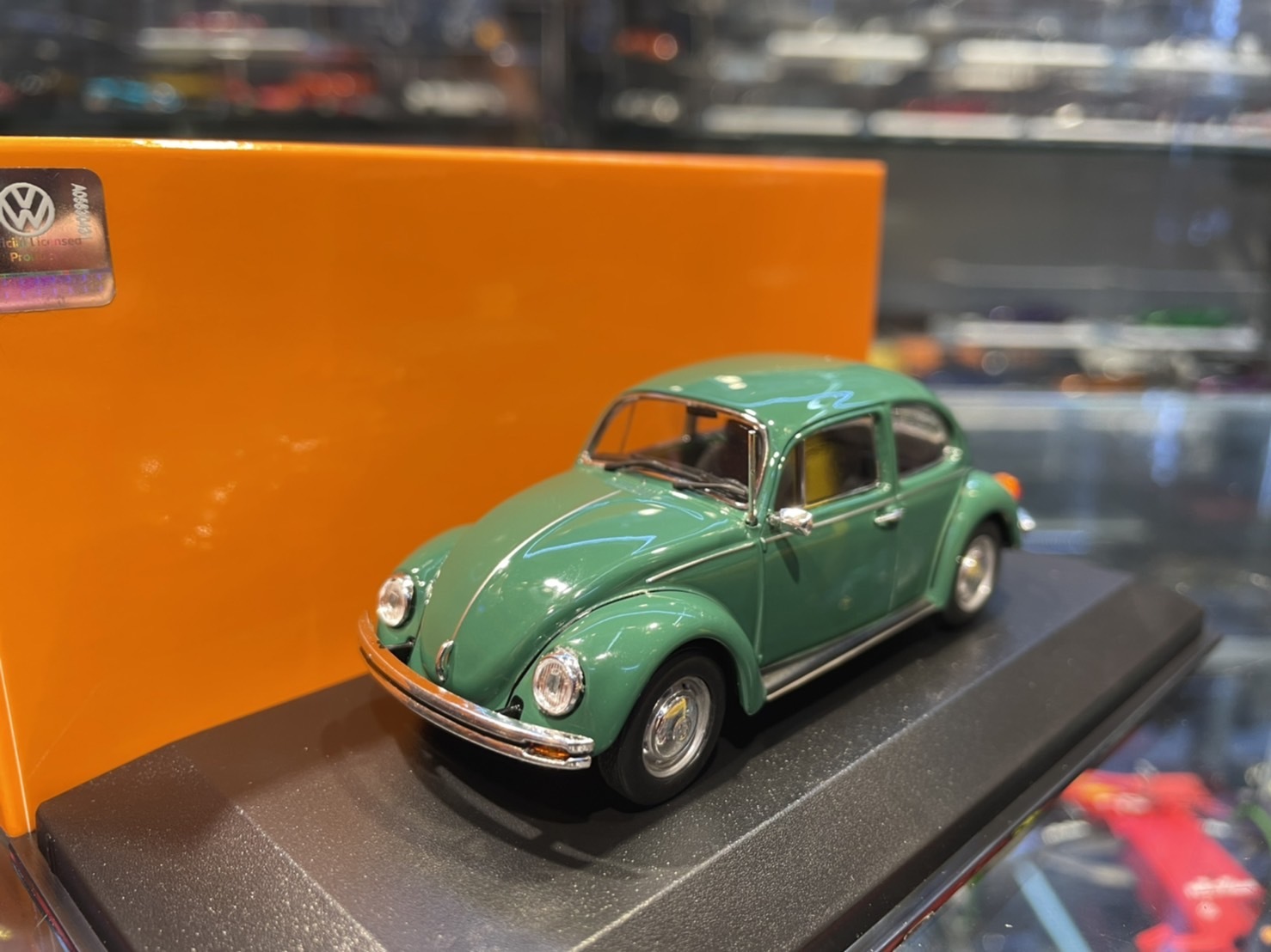 Volkswagen 1200 Käfer 1983 Gelb 1/18 Minichamps 150057106