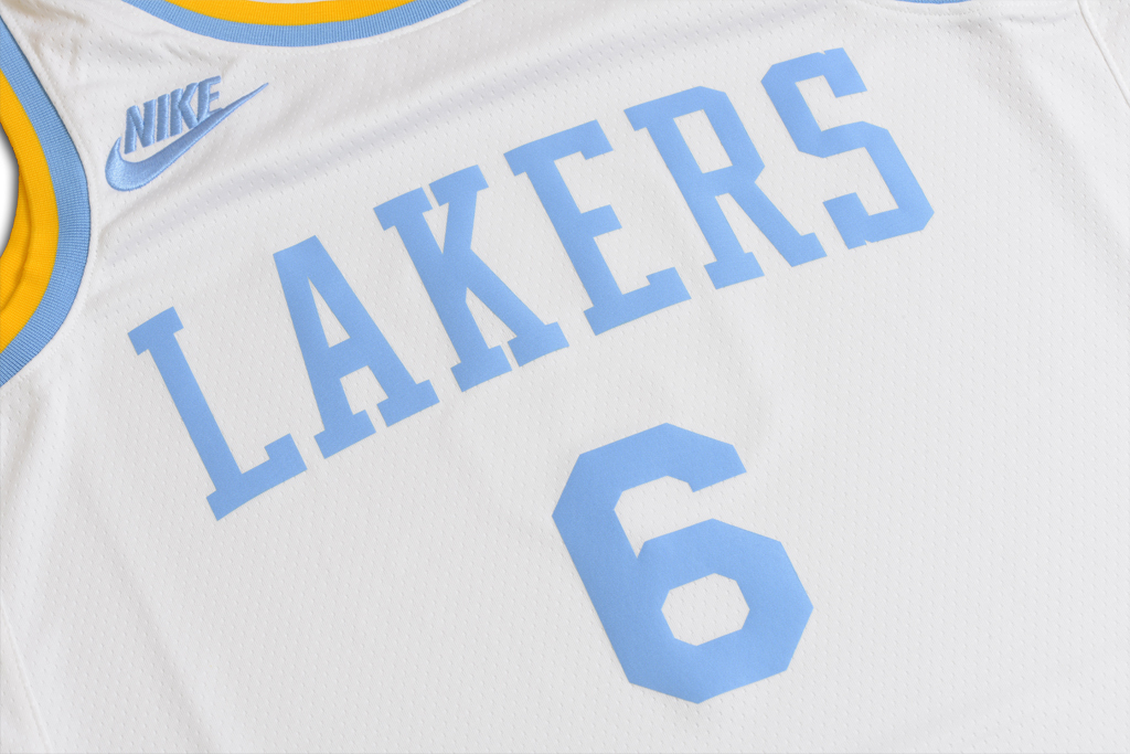 Nike 洛杉磯湖人隊 LeBron James 復古版 Swingman 球衣