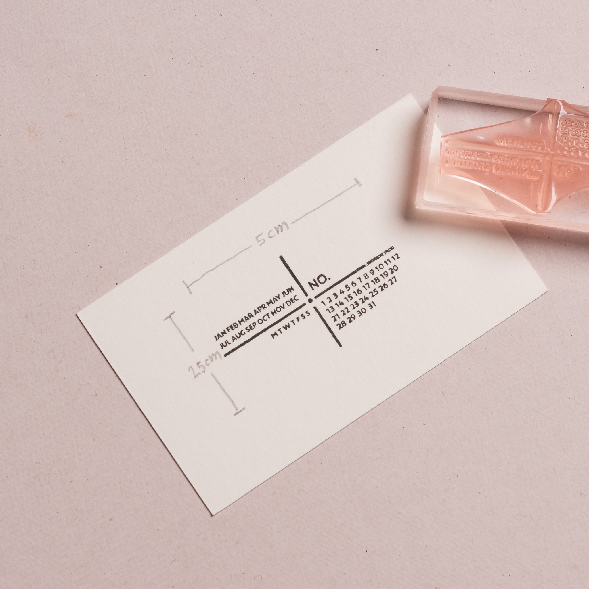 (售完絕版) 四分割筆記本日付 膠版印章｜一分之一工作室 臺灣