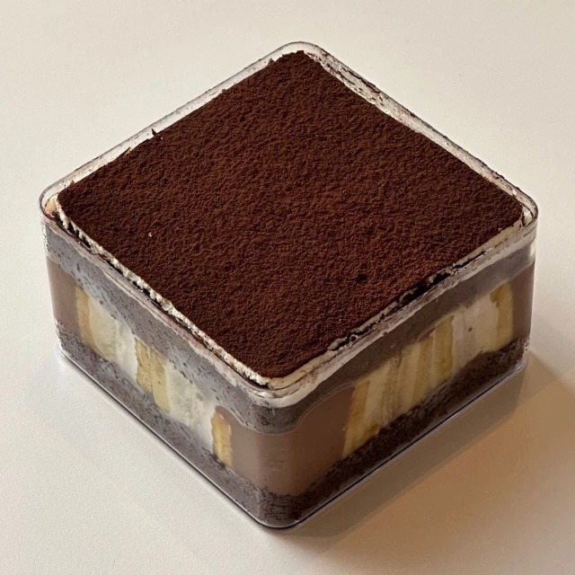 Holiday Pastry Chocolate Banana Cake Box