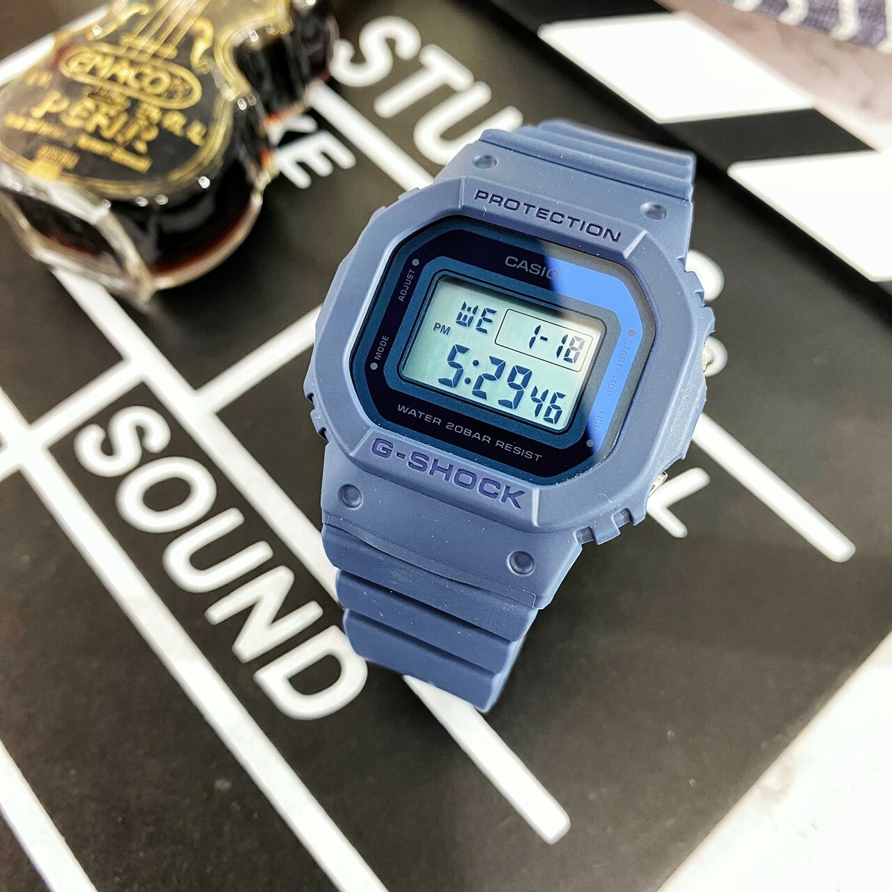 【G-SHOCK】CASIO 時尚經典方形金屬表面電子錶 GMD-S5600-2D(藍) 現代鐘錶
