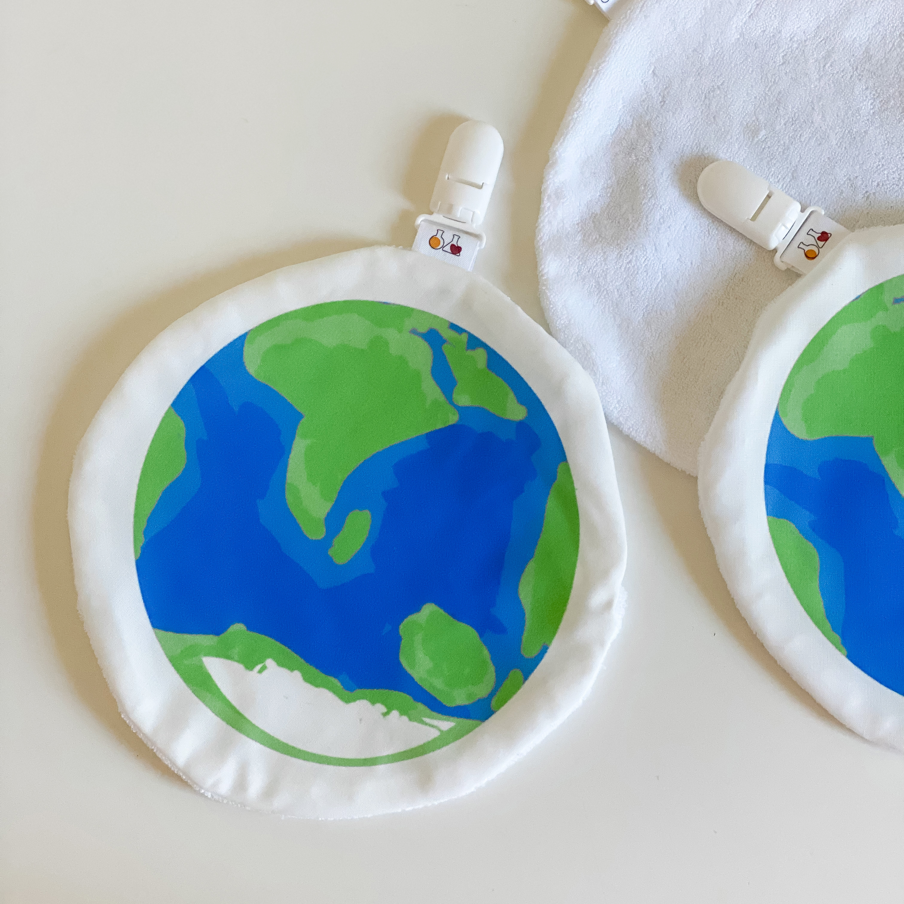 太陽系星球手帕巾 | 幼稚園手帕夾