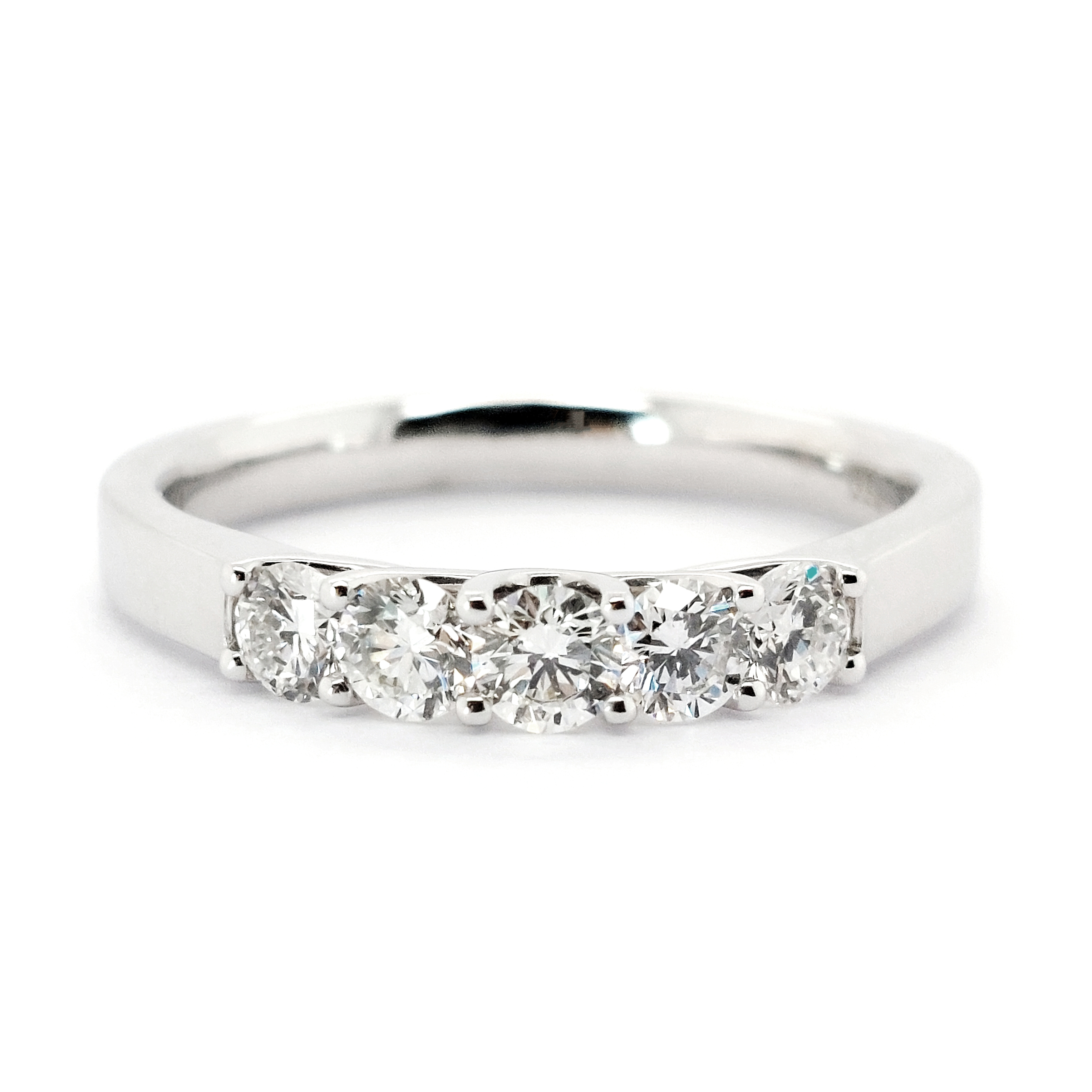 18K白金天然鑽石戒指