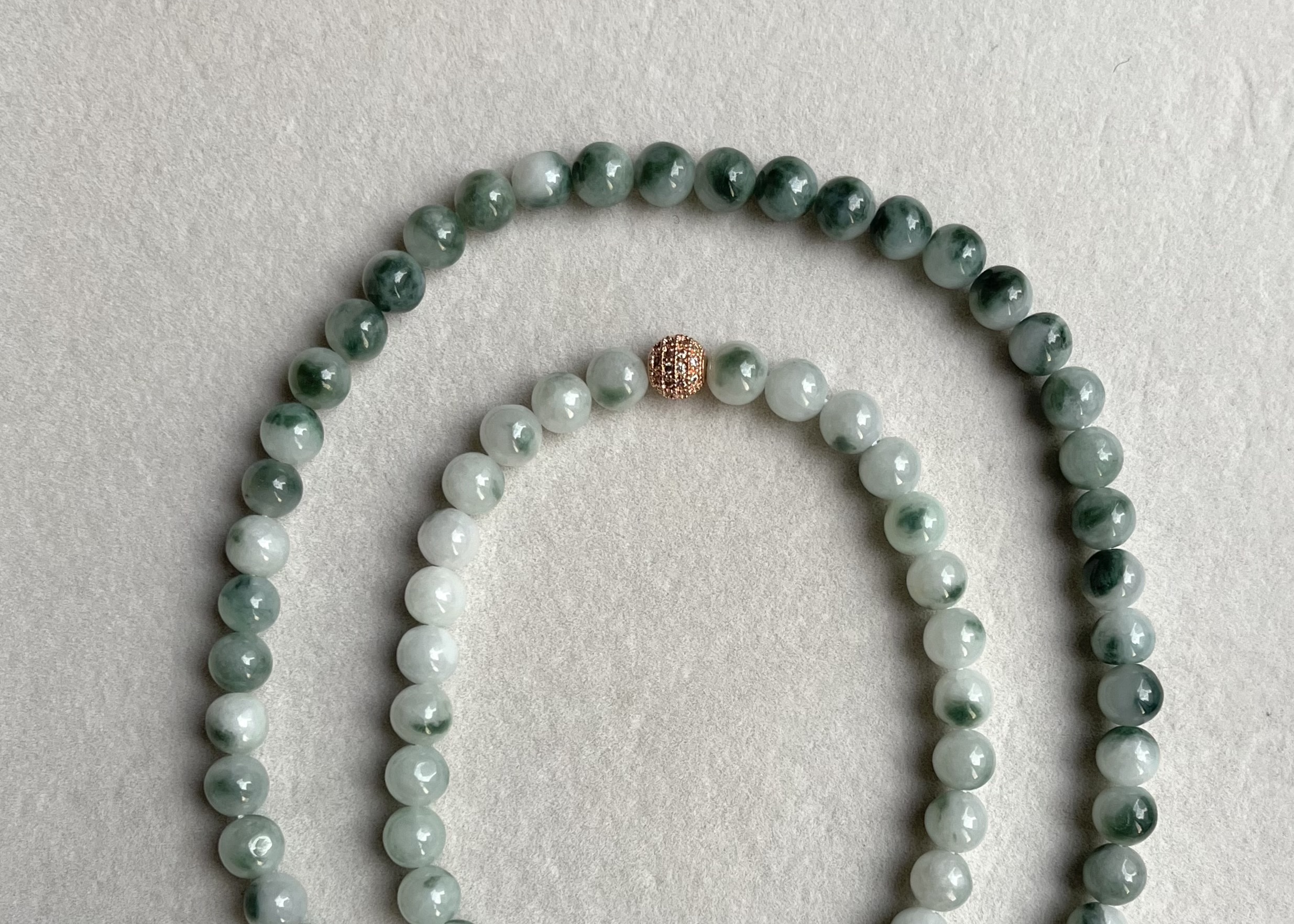 膠潤飄花珠串項鍊