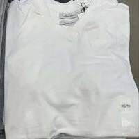 [S] CALVIN KLEIN V-NECK T-SHIRT,WHITE, SP40580903-40HP298540 (SCK225)