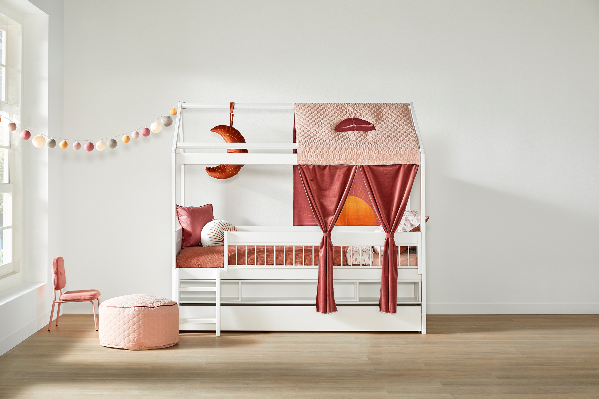 Lifetime Round Pouf - Sunset Dreams