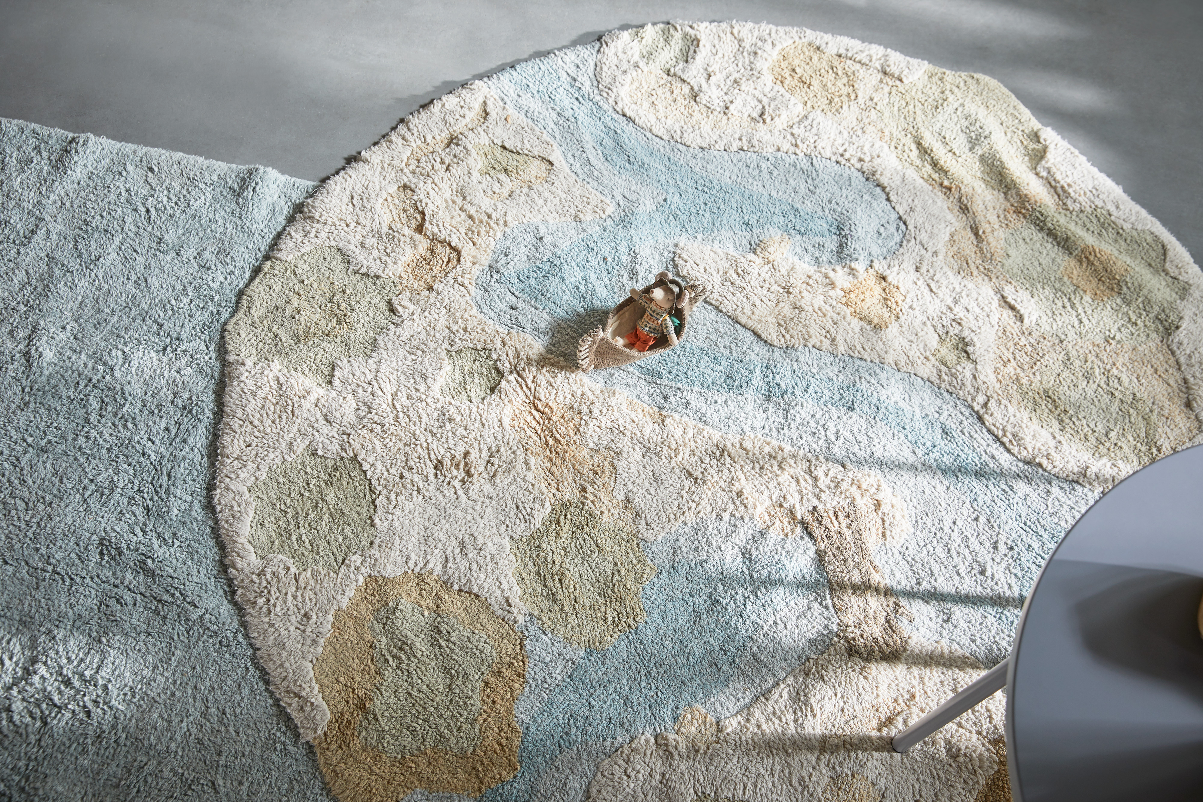 Lifetime Round Rug - Canoe Adventure / 3D Tuted