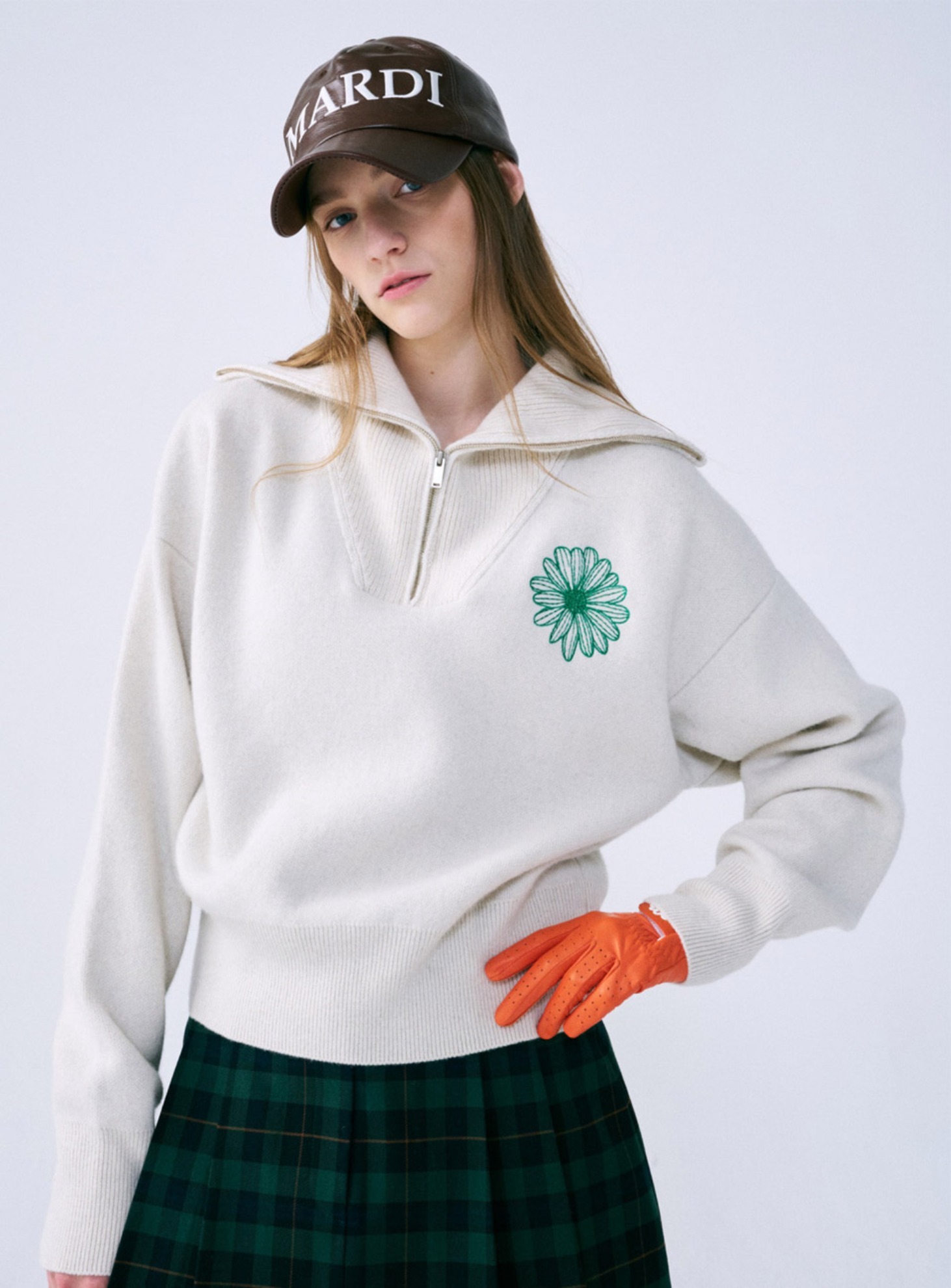 mardi-mercredi-actif-high-neck-knit-zip-up-flower-needl