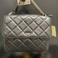 [S] DKNY R133BM83 LARA LARGE QUILTED FLAP SHOULDER BAG,BLACK/GOLD, 782212735115 (SD316)
