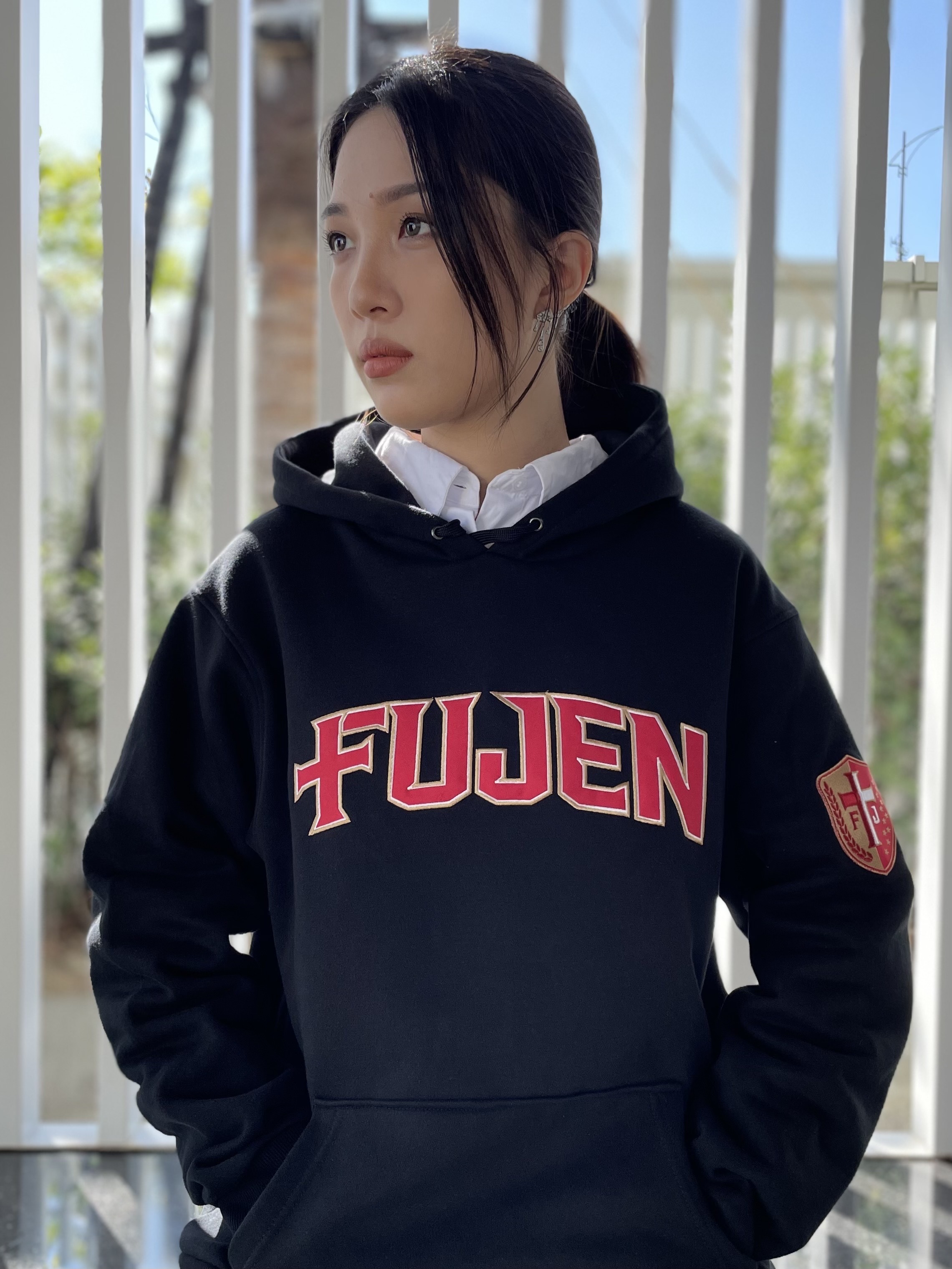 輔大帽T 全繡工 內刷毛  黑色