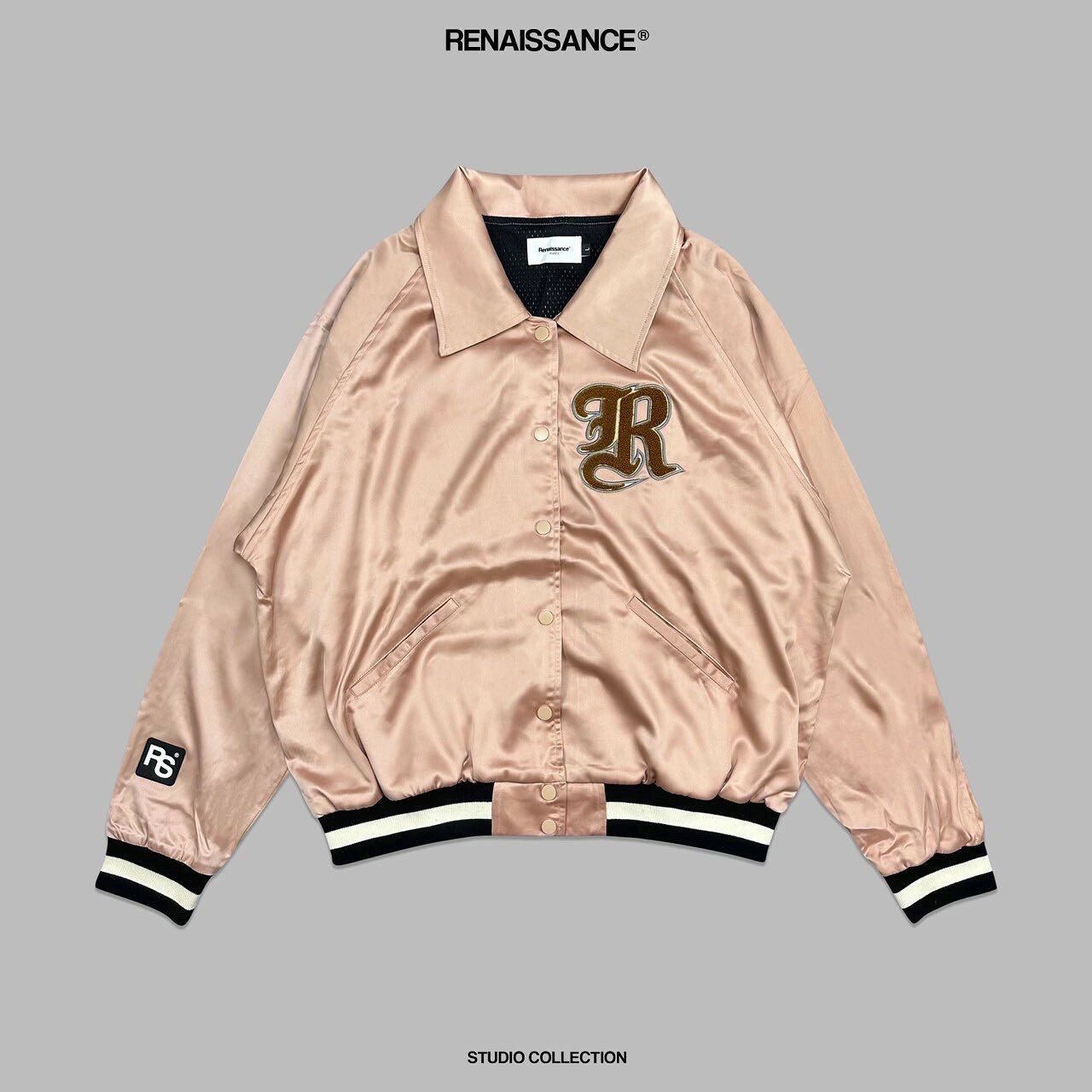 RENAISSANCE RS刀鋒LOGO緞面絲綢棒球外套 翻領棒外 “ BLADE R LOGO BOMBER JACKET “