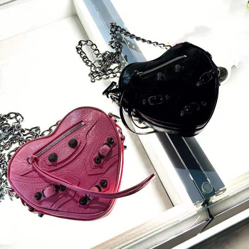 鉚釘機車愛心包(黑/粉)