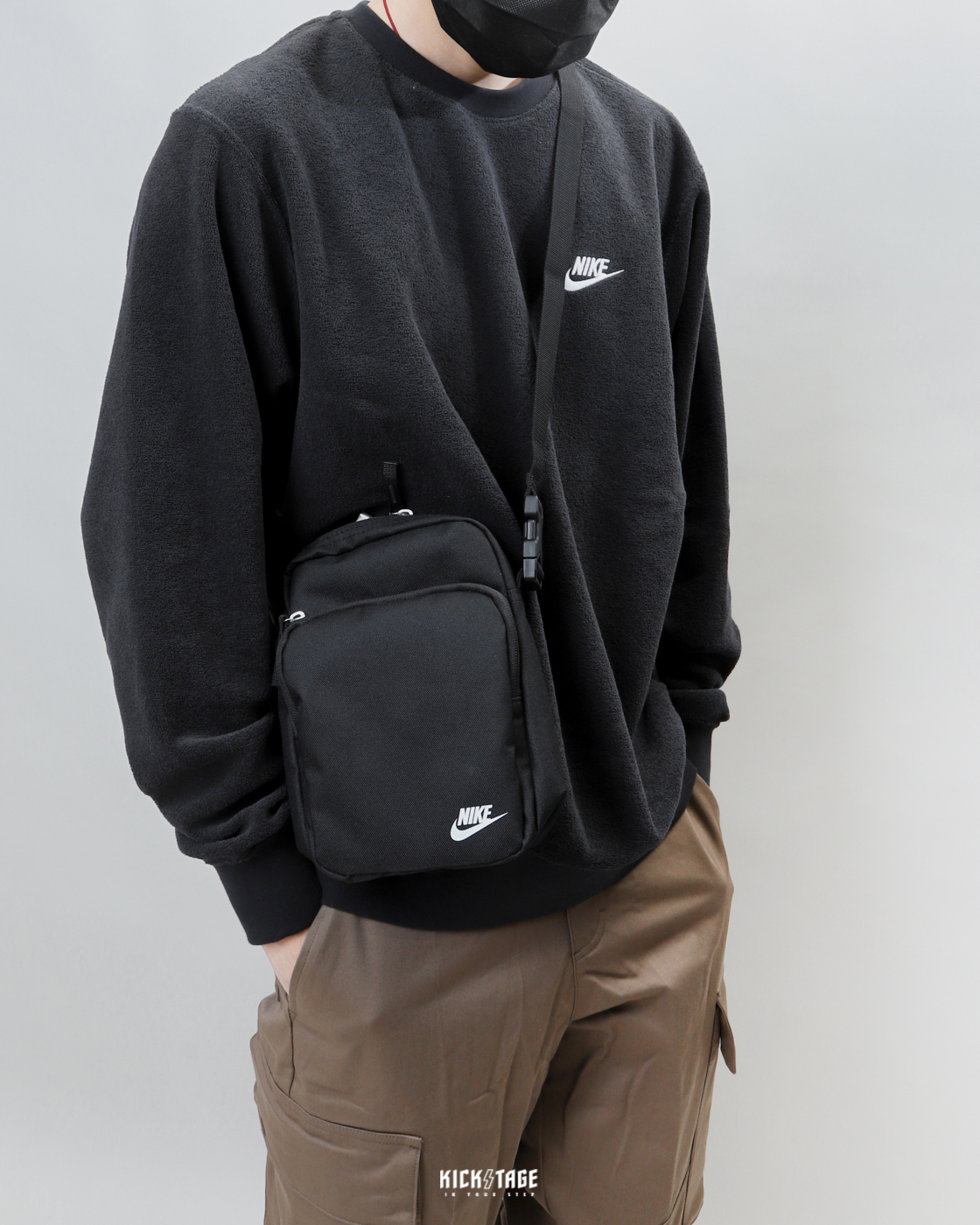 NIKE HERITAGE BAG 黑色 字勾 隨身 側背 肩背小包 斜背包【DB0456-010】