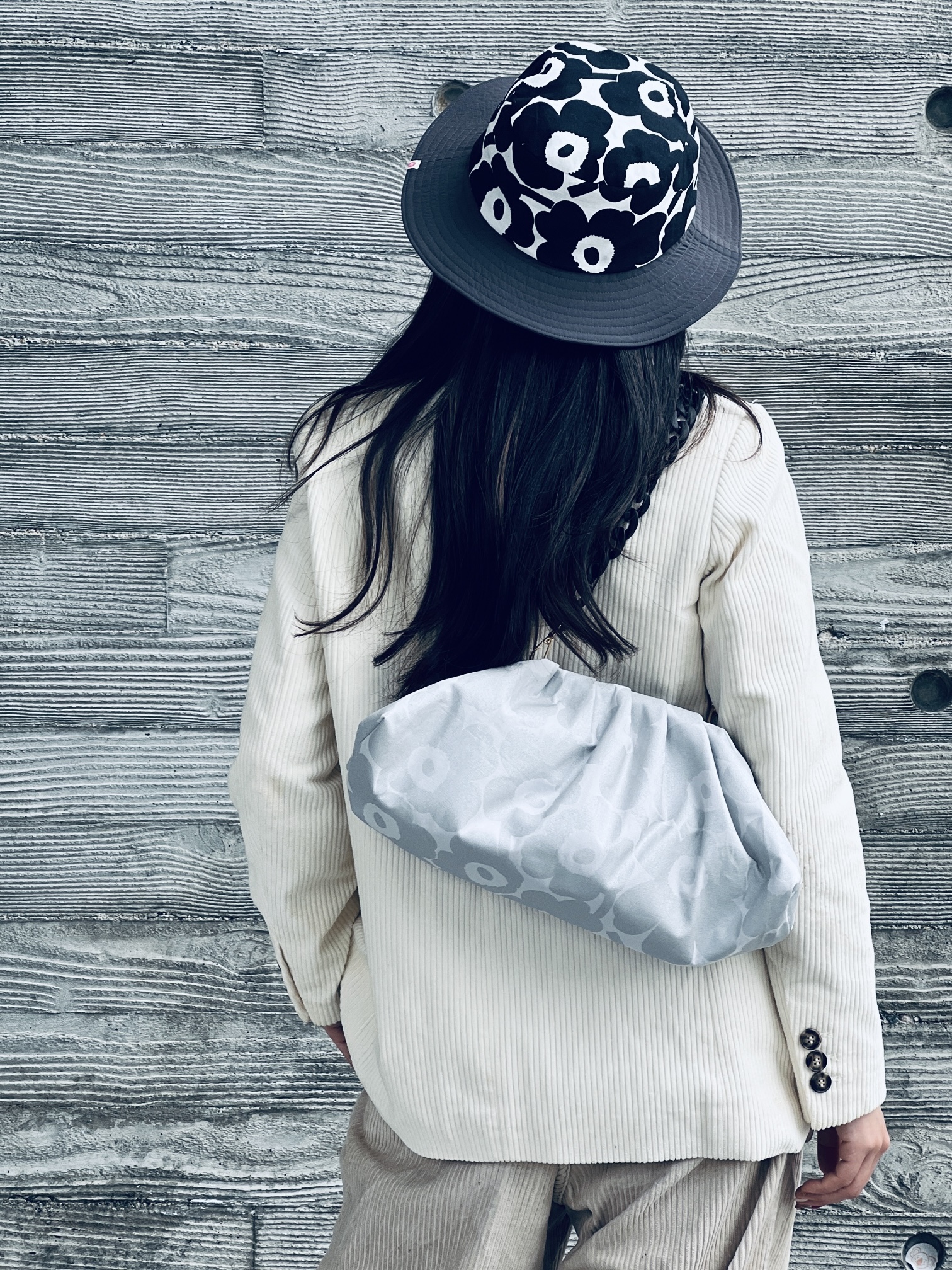 Limited 銀色cloud pouch | large size | 透明chain