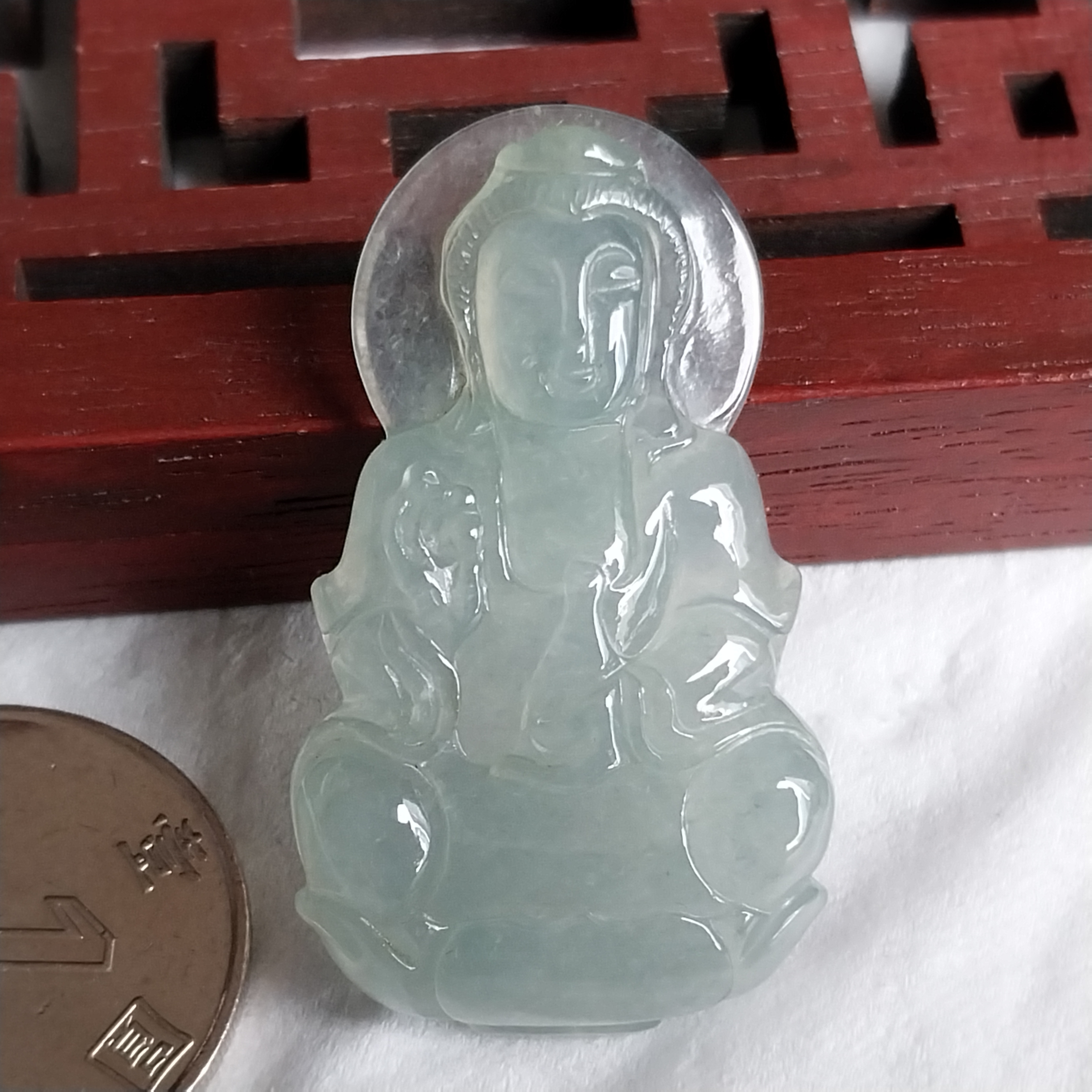 J2098 冰晴水綠坐蓮觀音吊墜