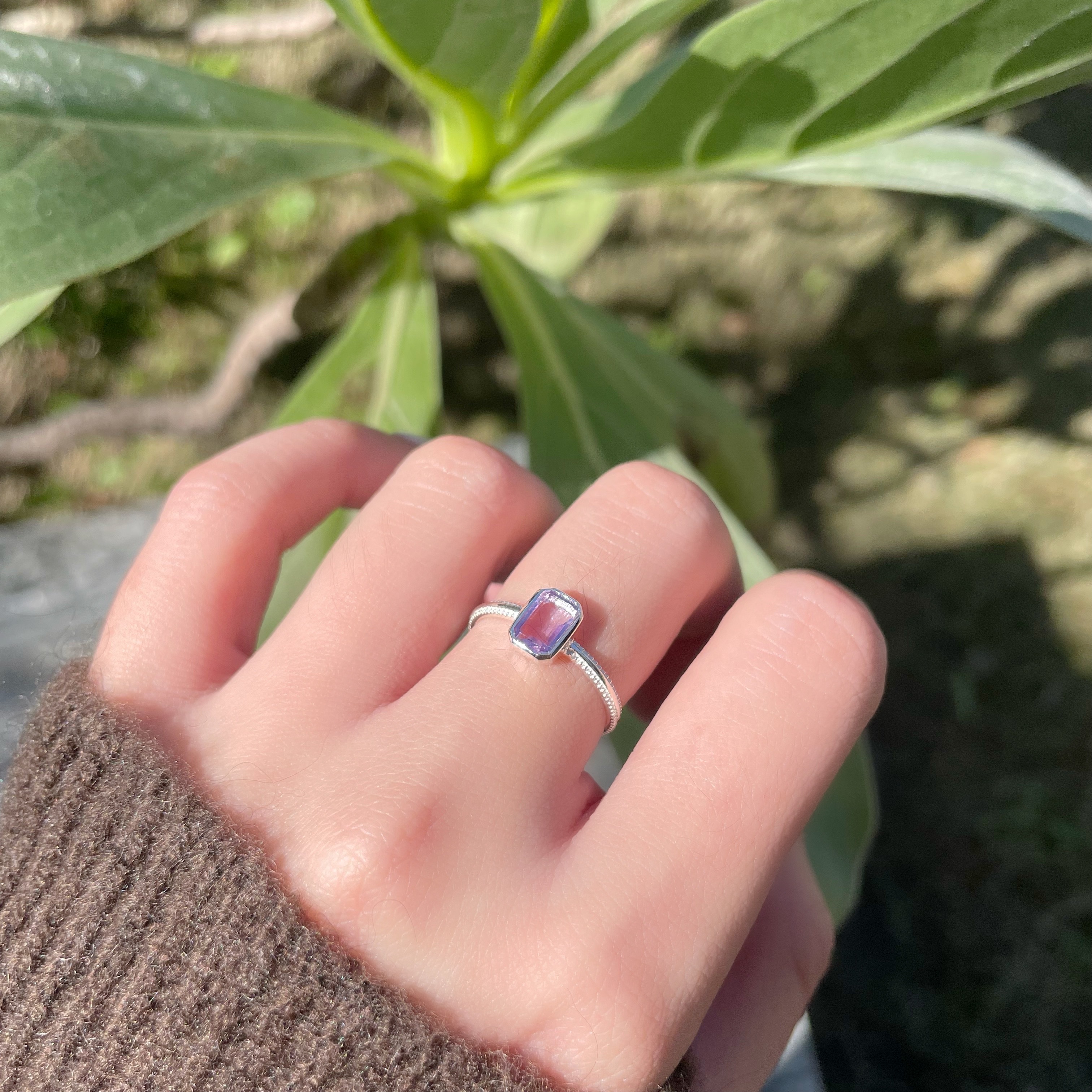 Emerald cut紫水晶雙滾邊戒指