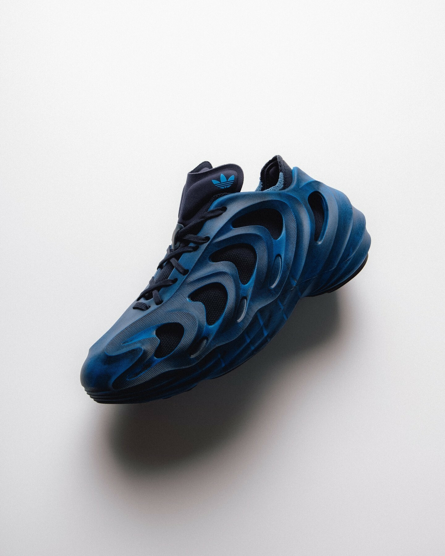 【adidas COS FOMQUAKE 限定鞋款 - 藍 】