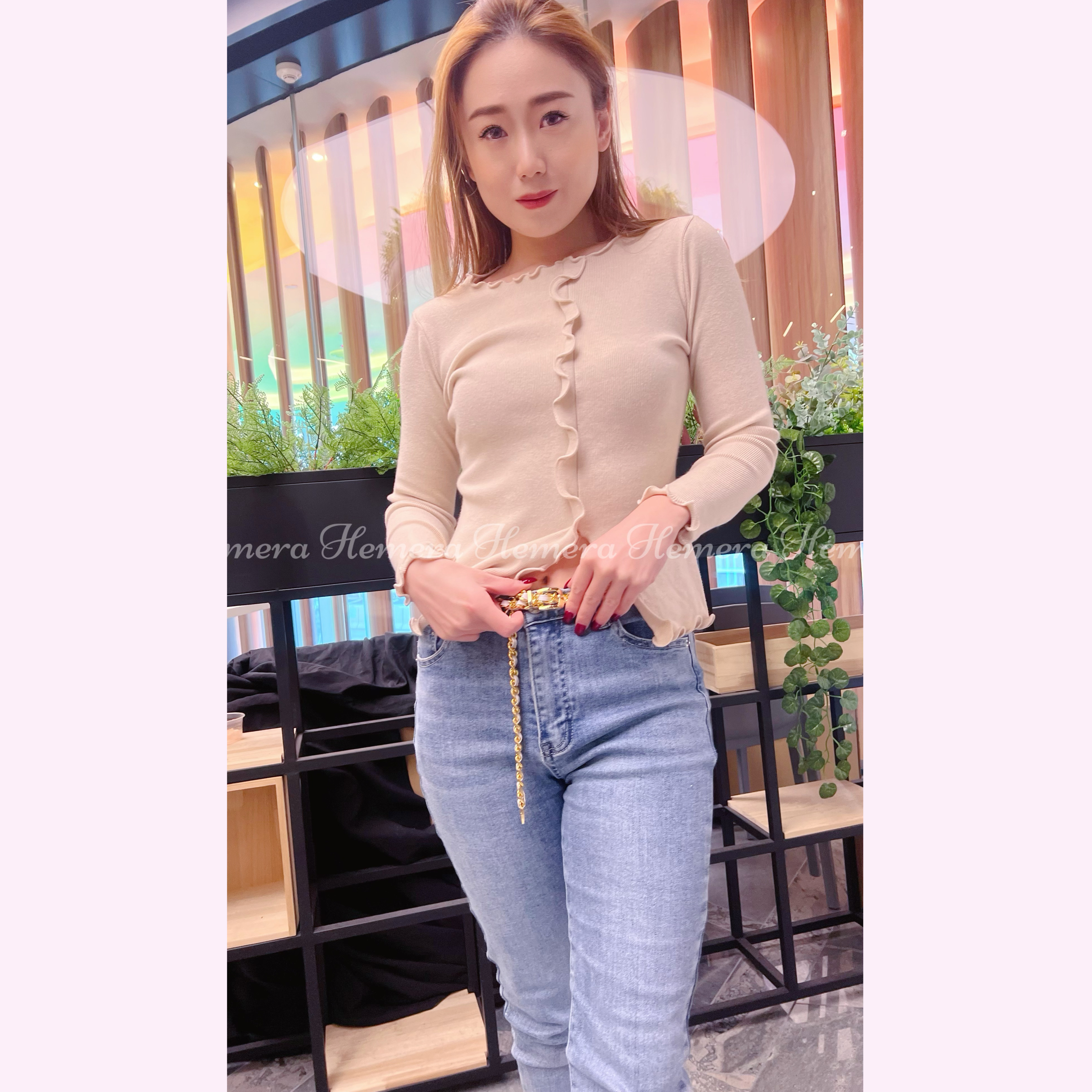 IN STOCK: TP23W0208 木耳邊腰間V字棉質上身