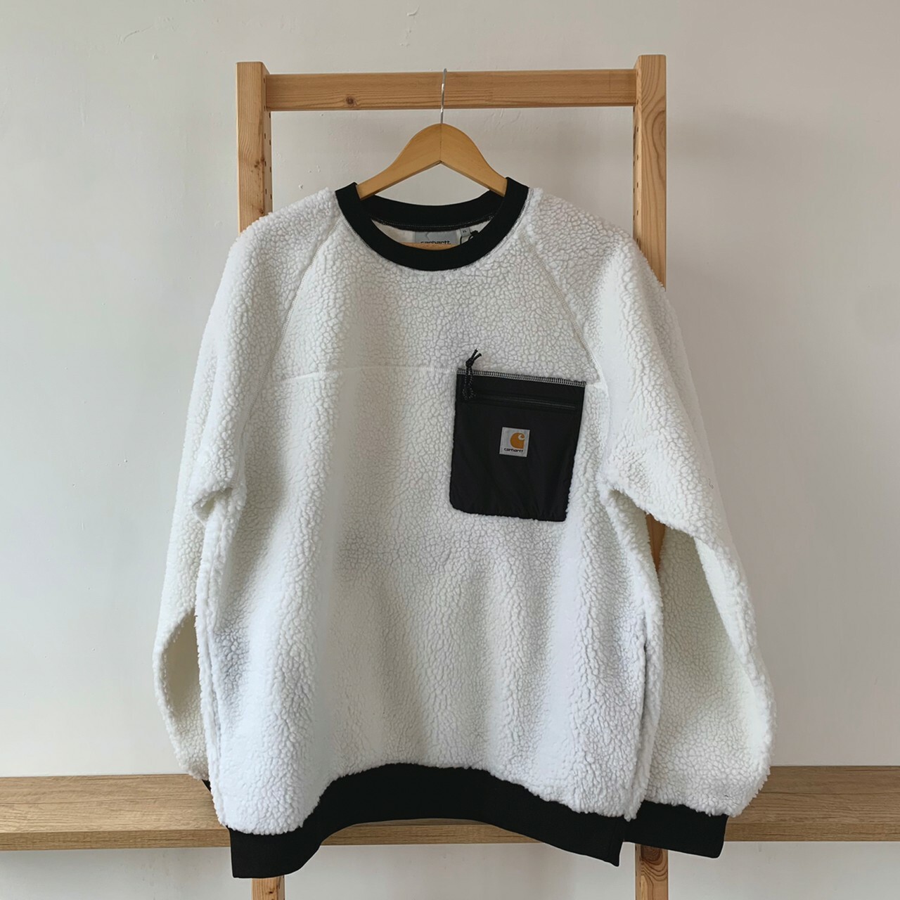 #現貨 CARHARTT 羊羔毛 大學T 白