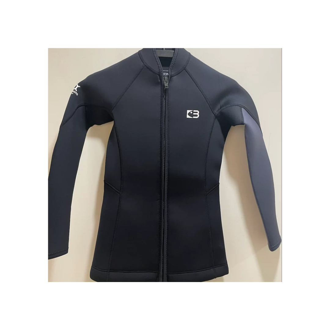 ▲現貨 Bestdive 男款 2mm 黑白系列 防寒上衣 黑+左手靜謐灰