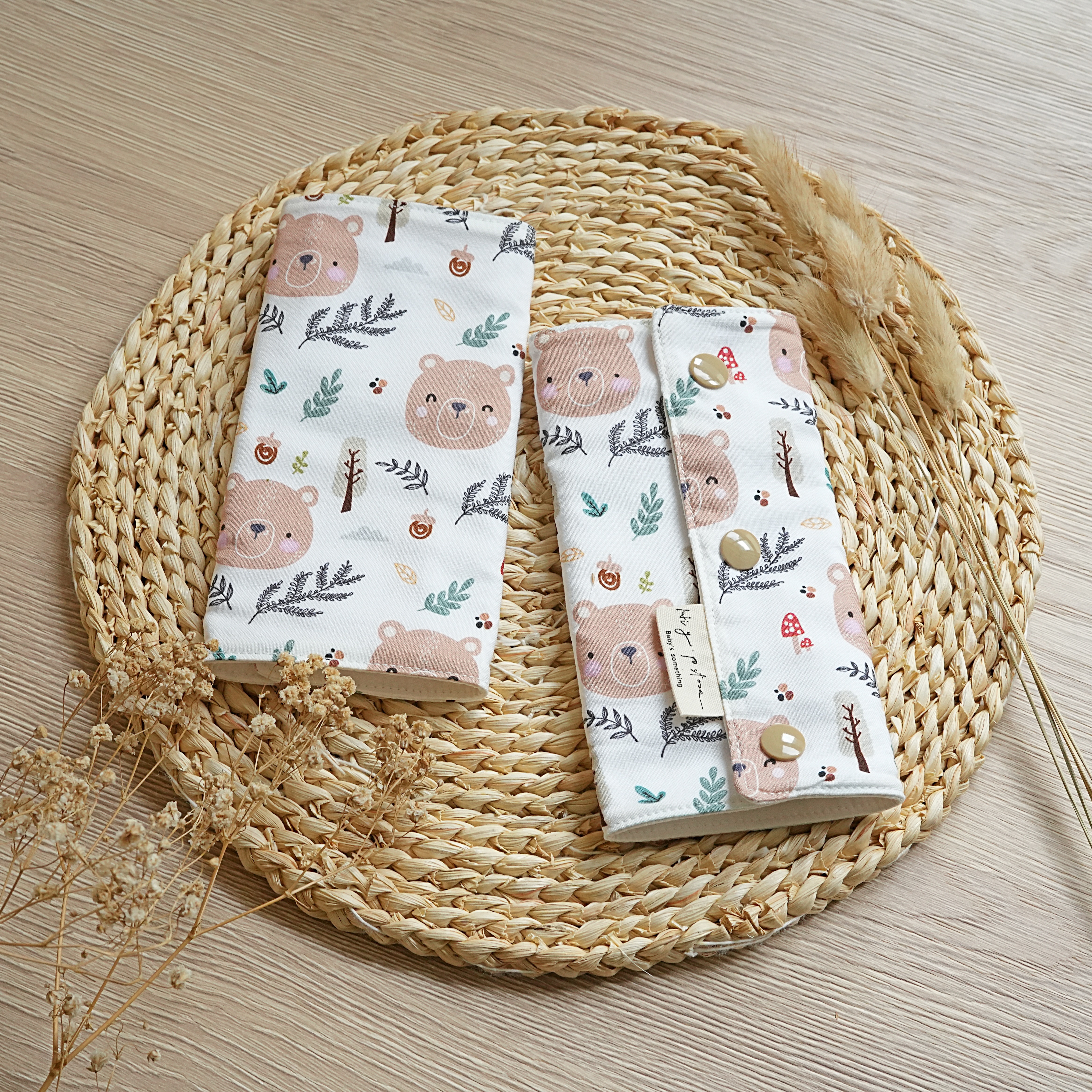 Hi Y.P store-揹巾口水套-森林棕熊