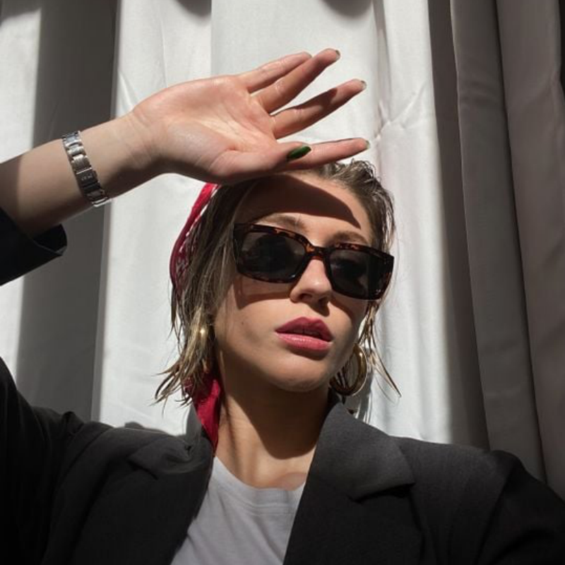 MELLER | JOHARI 小さいスクエアフレームのすっきりとした個性的な