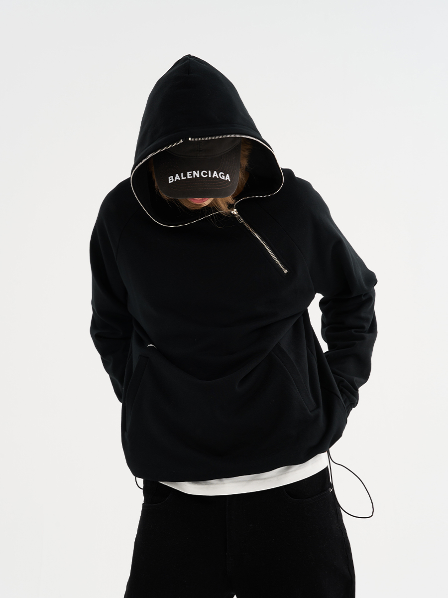 Harsh and Cruel 23SS 不對稱斜拉鍊設計帽T HN231030015