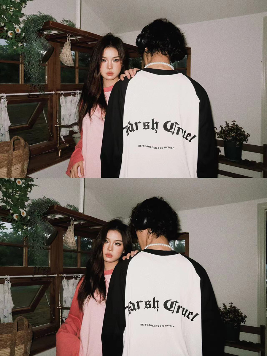 HARSH AND CRUEL 23SS 拼色歌德字體排版插肩袖圓領長袖 HM231020009