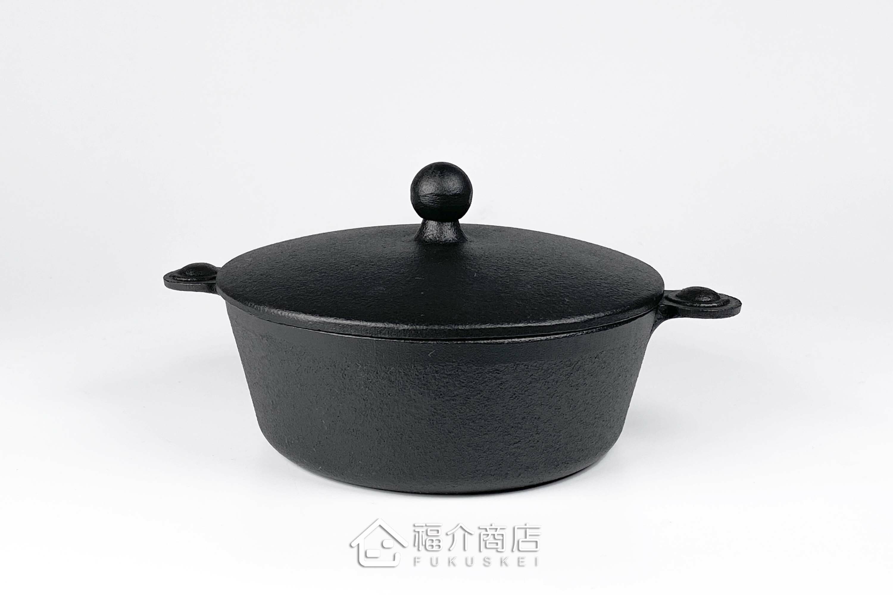 小型的黑色鑄鐵鍋