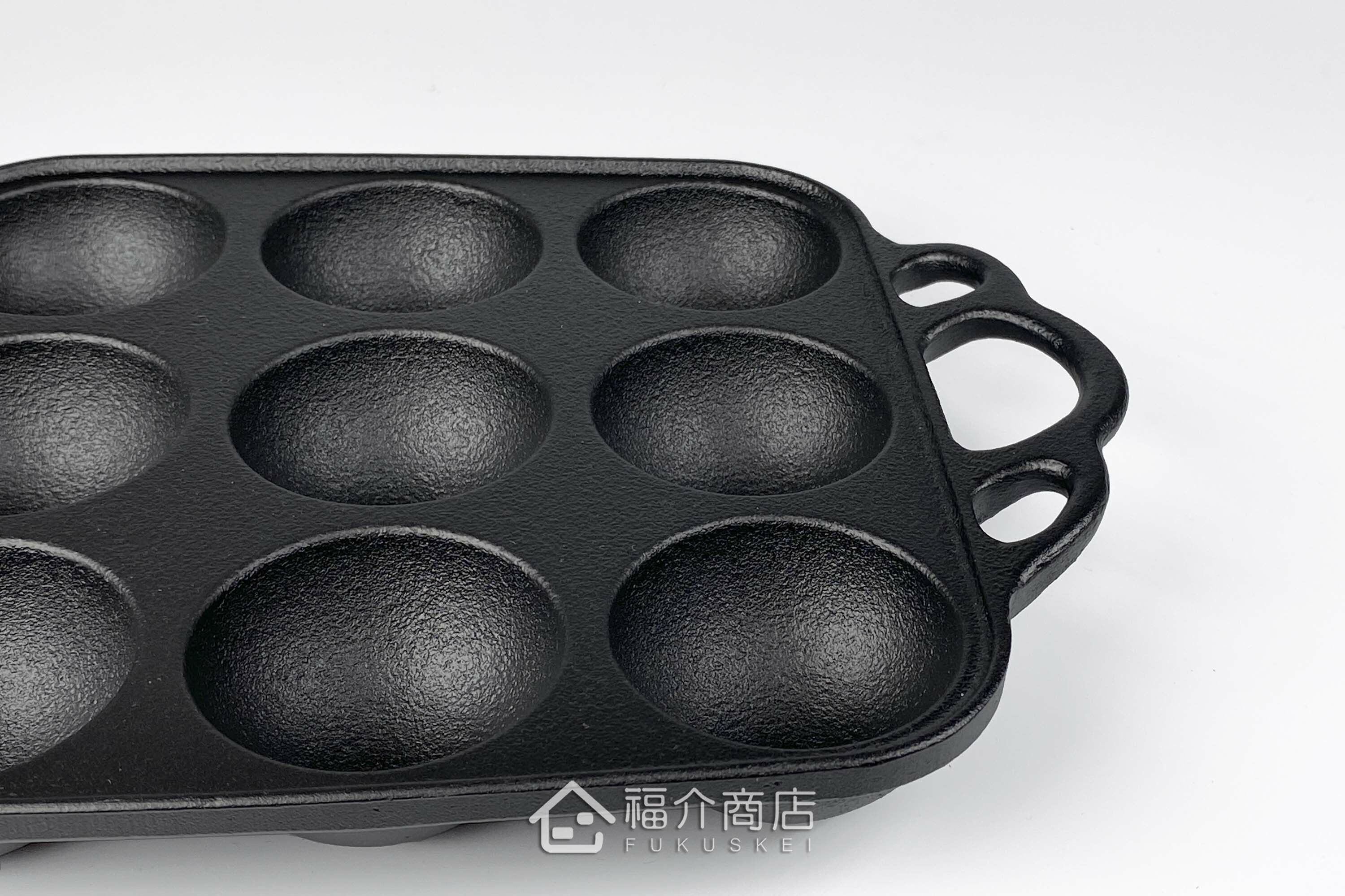 製作章魚燒的鑄鐵烤盤