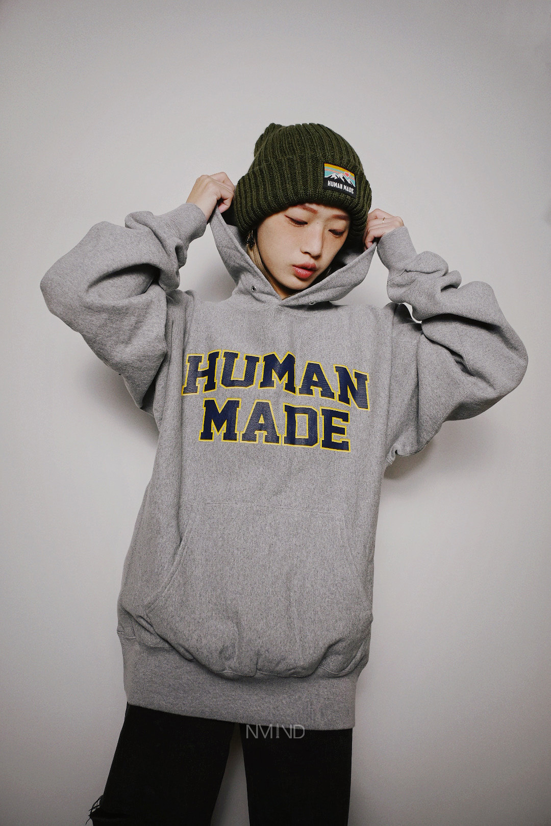 HUMAN MADE 復古字體 帽踢 灰