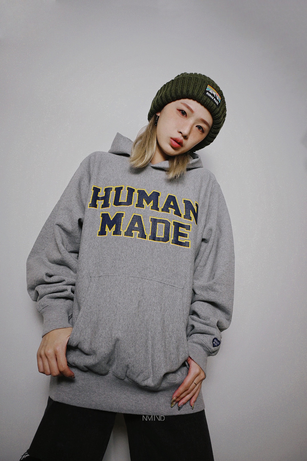 HUMAN MADE 復古字體 帽踢 灰