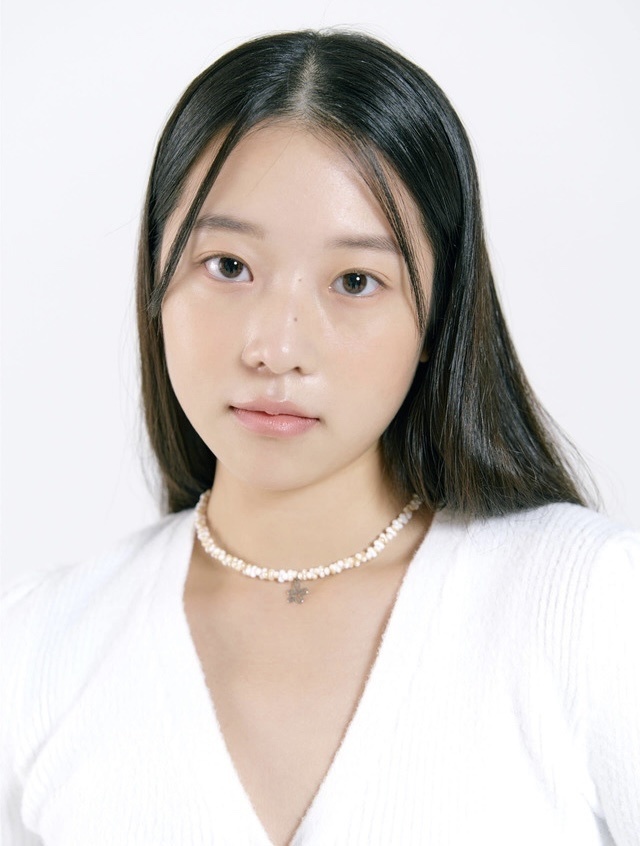 Almost Blue - PEBBLE BEADS FLOWER NECKLACE / BRACELET|2COLORS