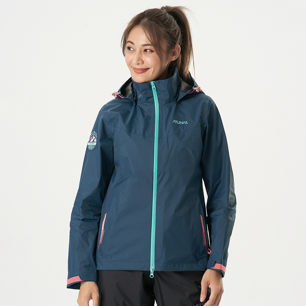 Atunas 歐都納 A1GTBB06W 縱橫戶外GORE-TEX 2.5L單件式防水外套 女款 (2色) 06ABB06W
