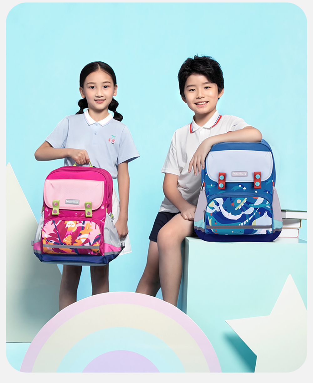 MoonRock - SP200P 黑色限定版成長型護脊書包-磁吸式LED胸扣2022 建議身高120-160cm-21L