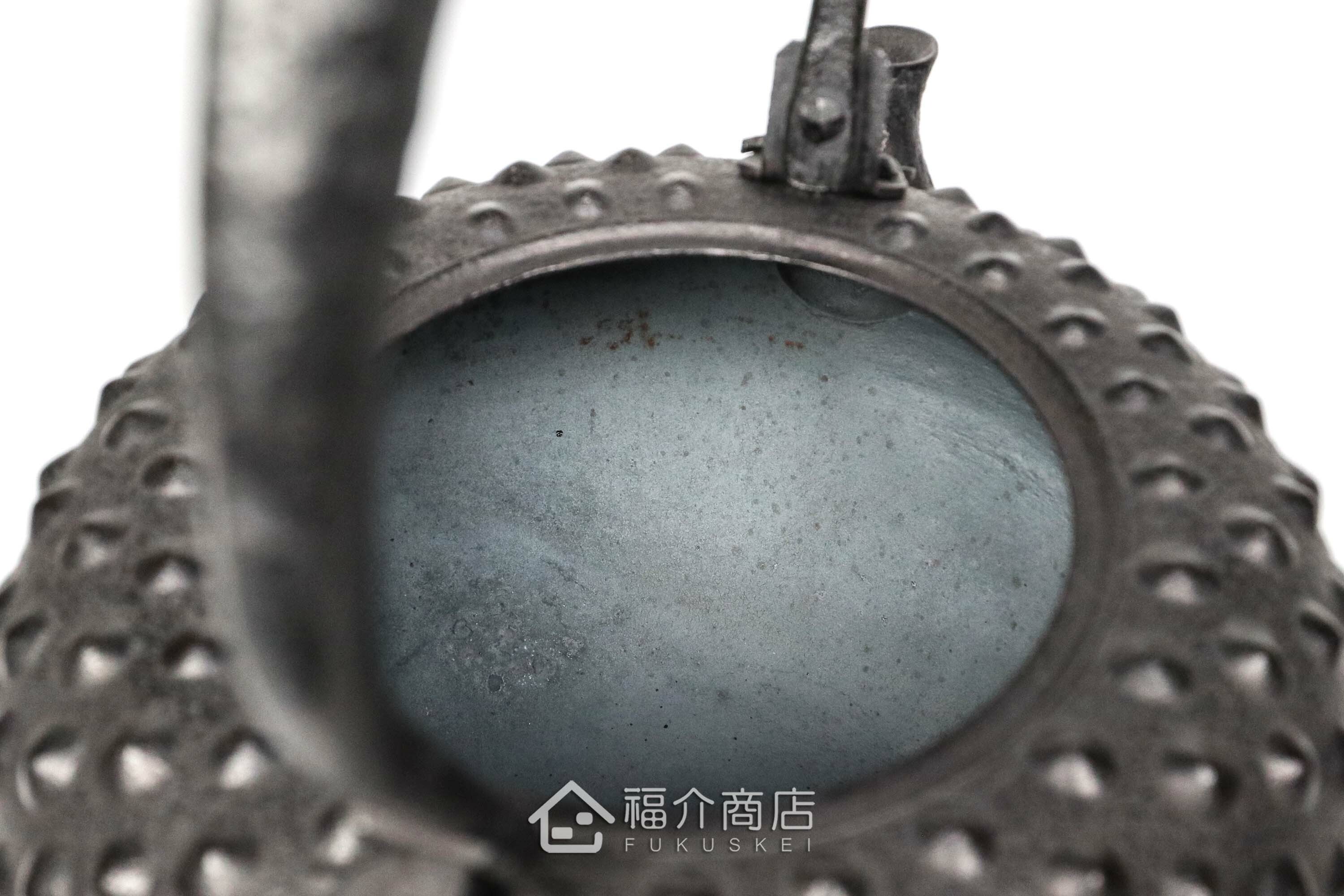 煮水泡茶用的鐵鉢型鑄鐵茶壺