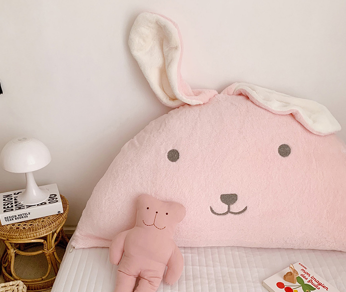 寶寶房兔兔床頭靠墊