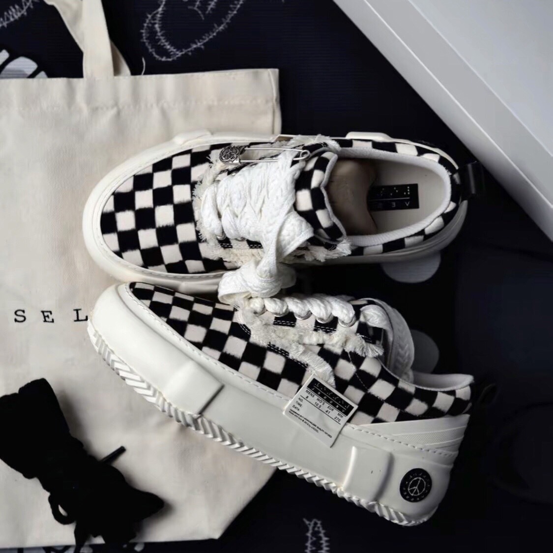 【APAIR】預購 xVessel Pixel Light low 棋盤格 黑白 棉花糖版型 F22X68B