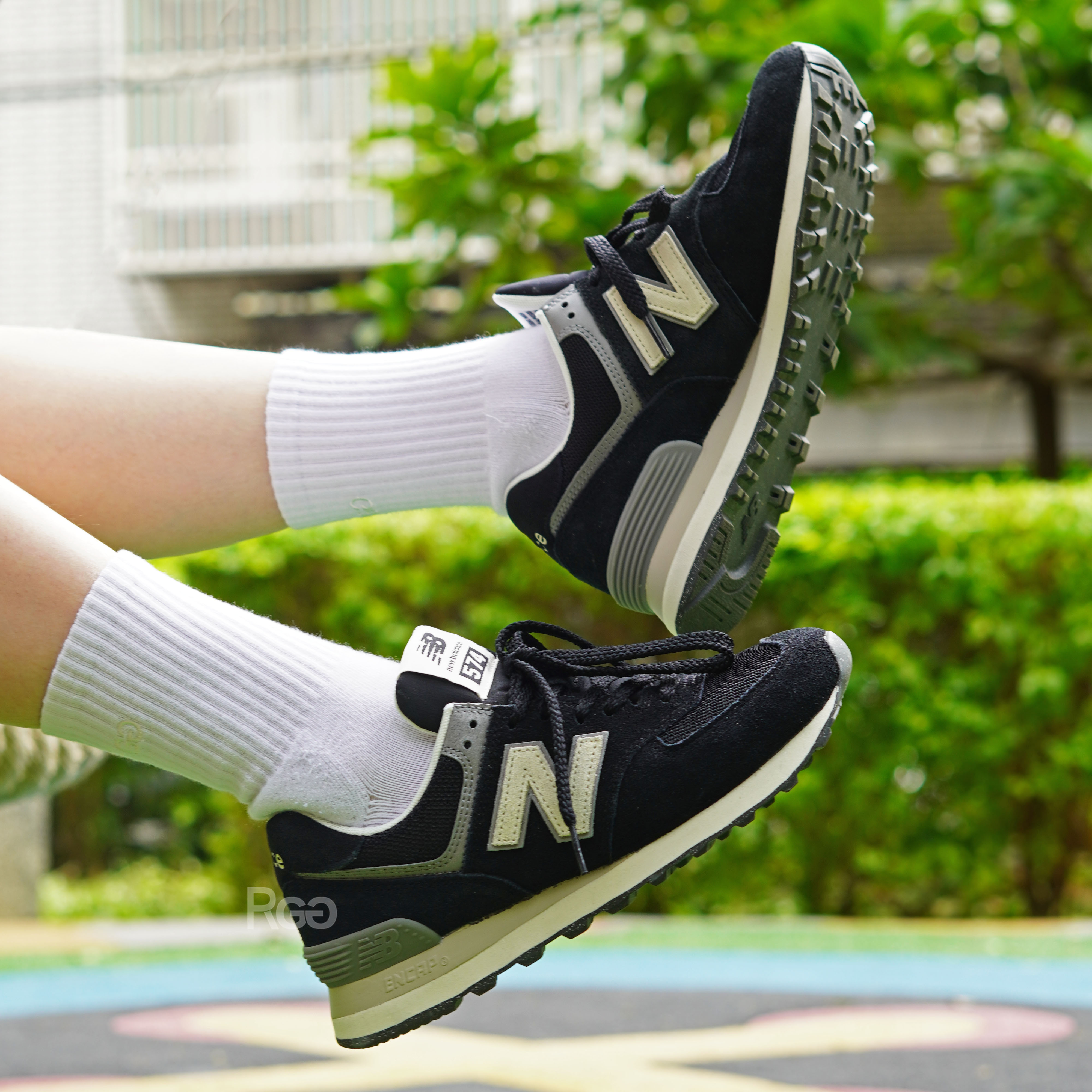 New Balance NB 574 復古 麂皮 黑 (U574LL2)
