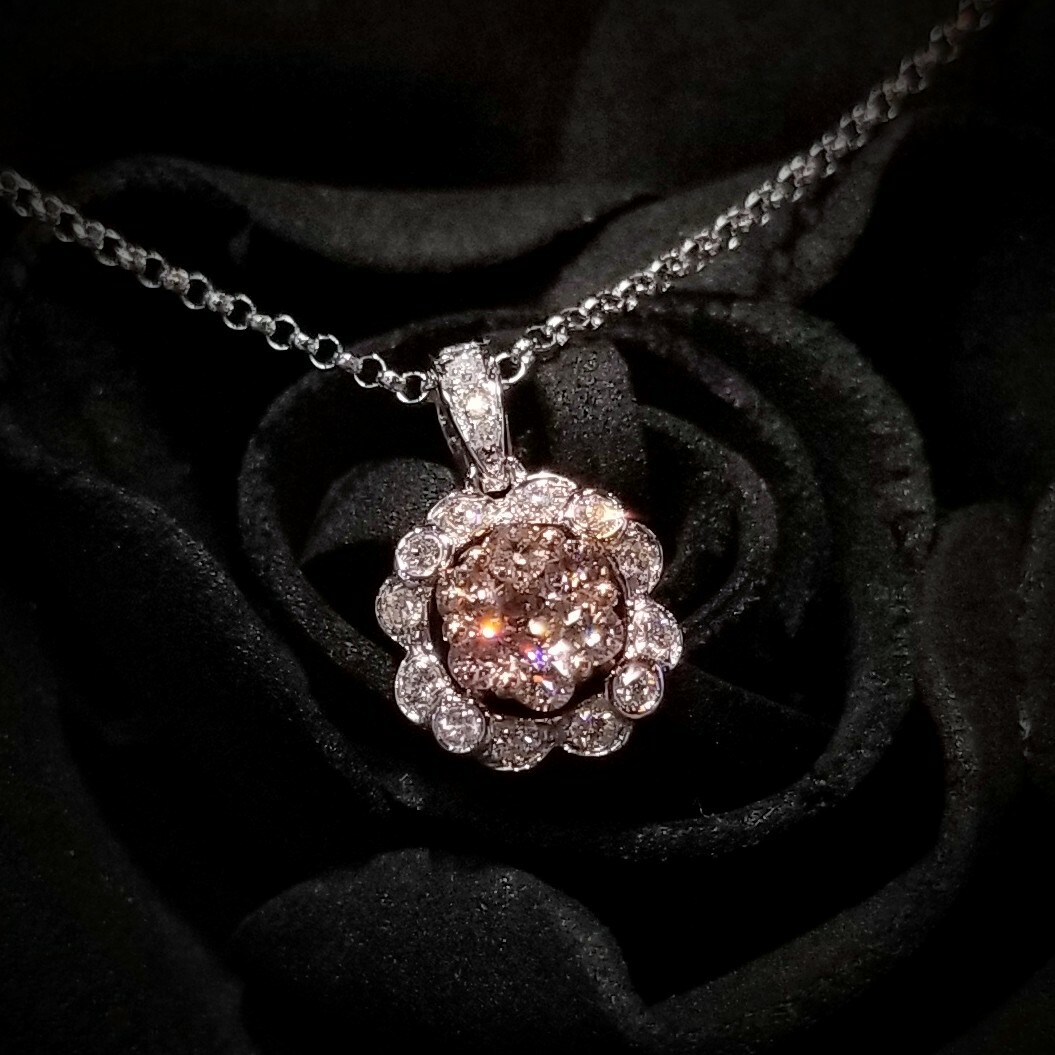 全新18K金33份粉紅白鑽吊墜